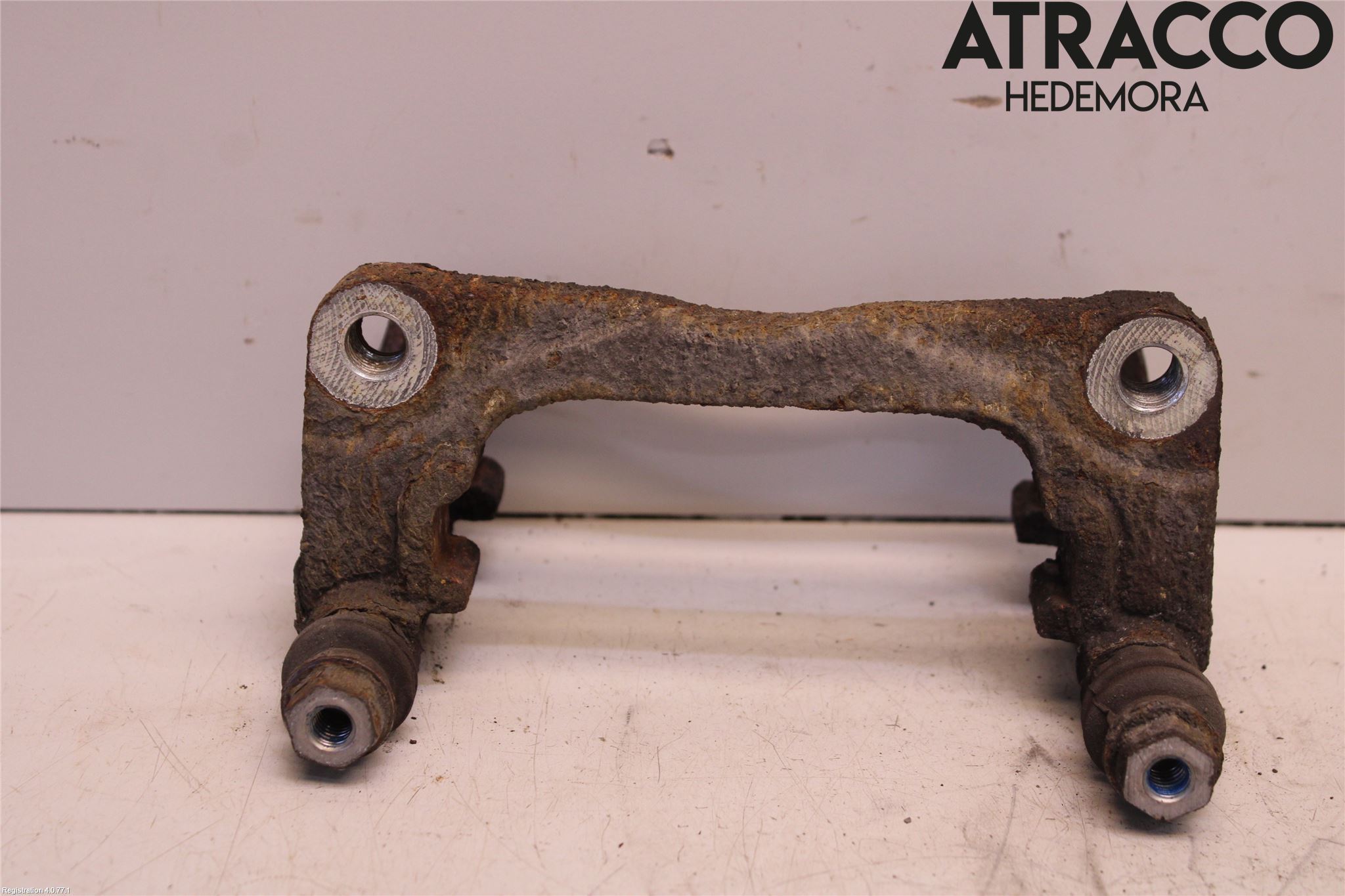 Suzuki SPLASH Bromsokshållare