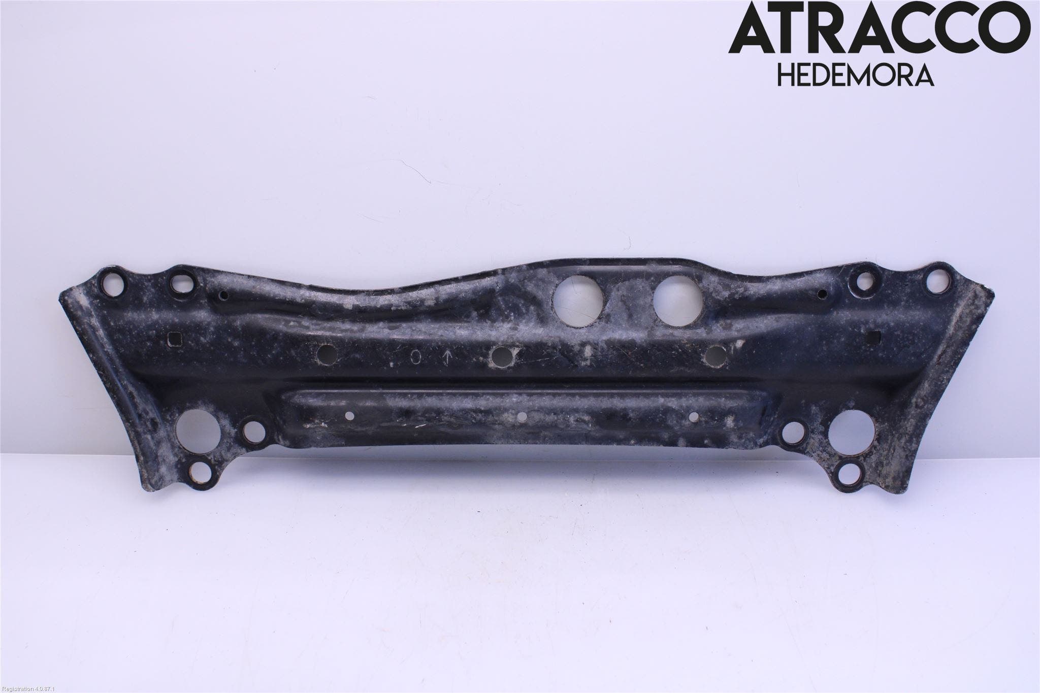 Toyota AURIS 13-19 Kylarfäste-Ram-Balk