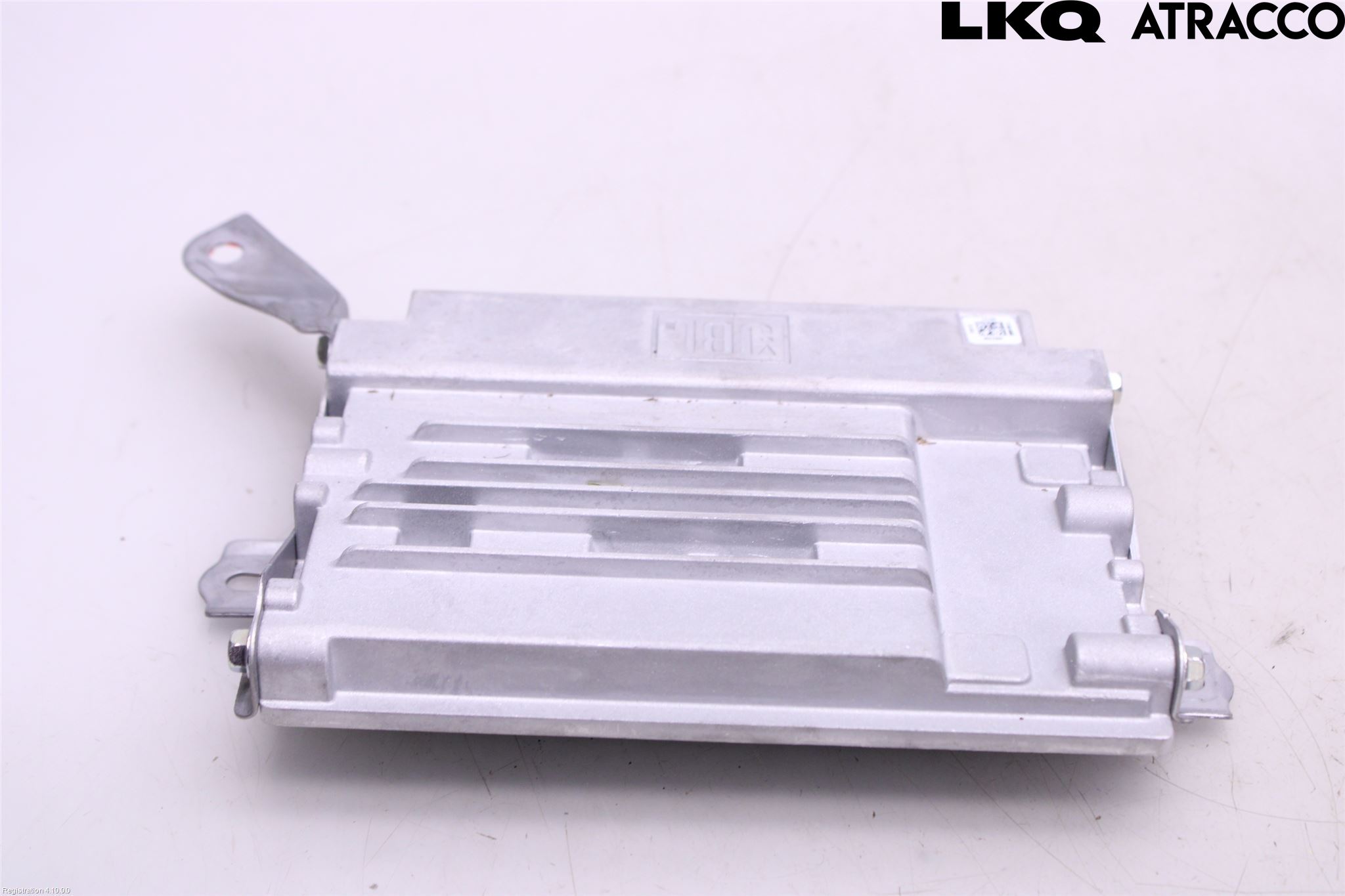 Toyota bZ4X EA10 22- Radio-Stereo Förstärkare