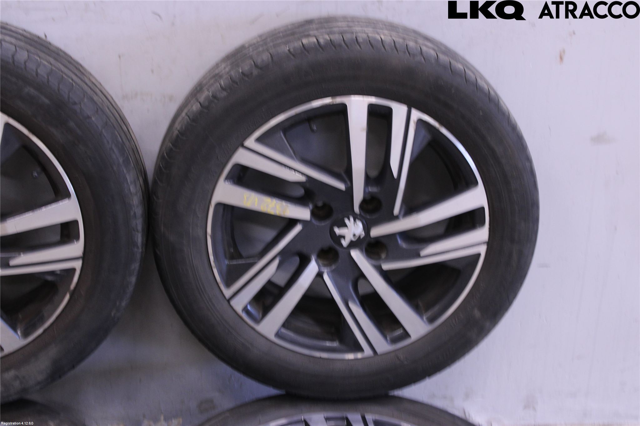 Peugeot 208/E-208 20- Sommardäck Alumfälg 4St