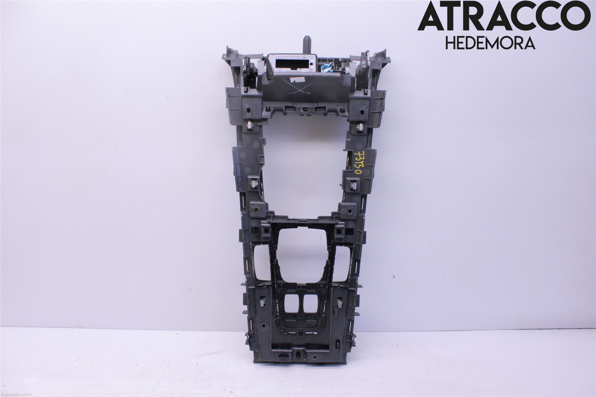 Peugeot 508 11-18 Instrumentkonsoll Mitt