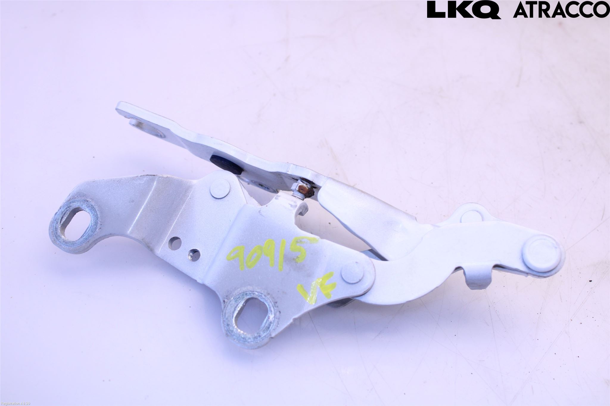 BMW 1 E87/81 5D/3D 03-11 Huvgångjärn