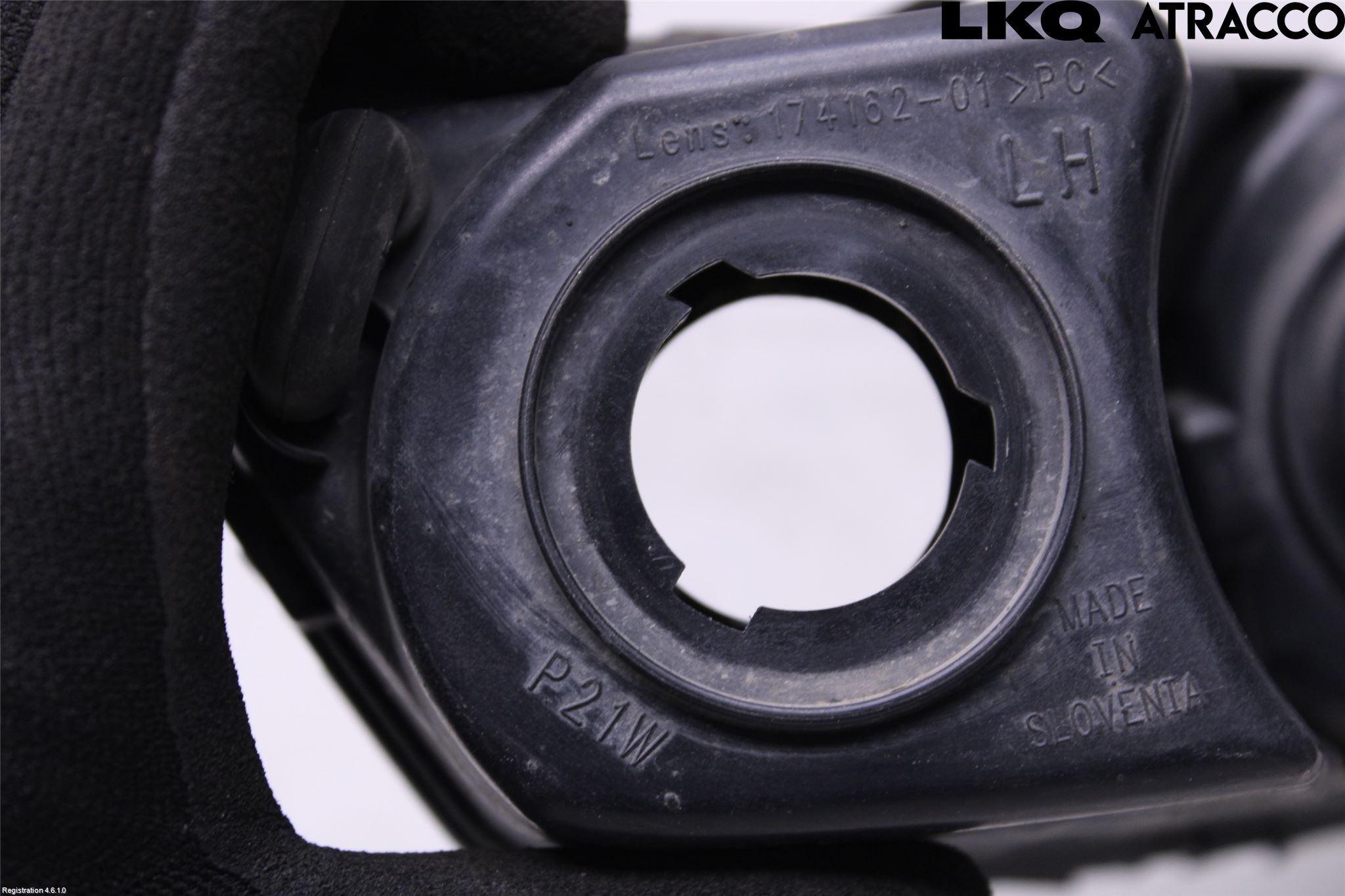 Volkswagen VW POLO 10-17 Dimljussarg Fram