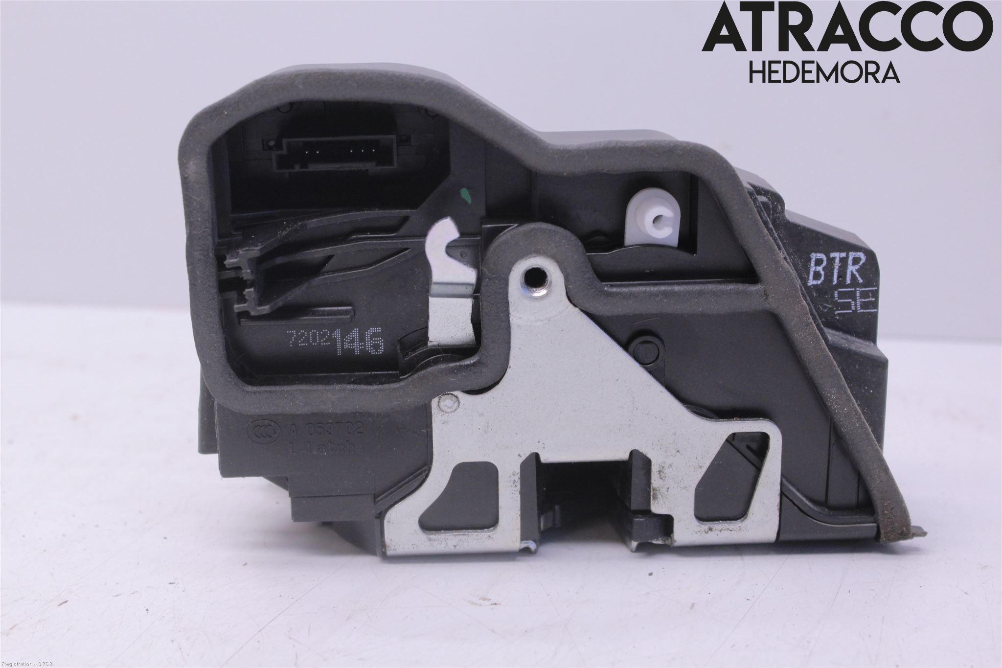 BMW X3 E83     03-10 Låskista-Dörrlås