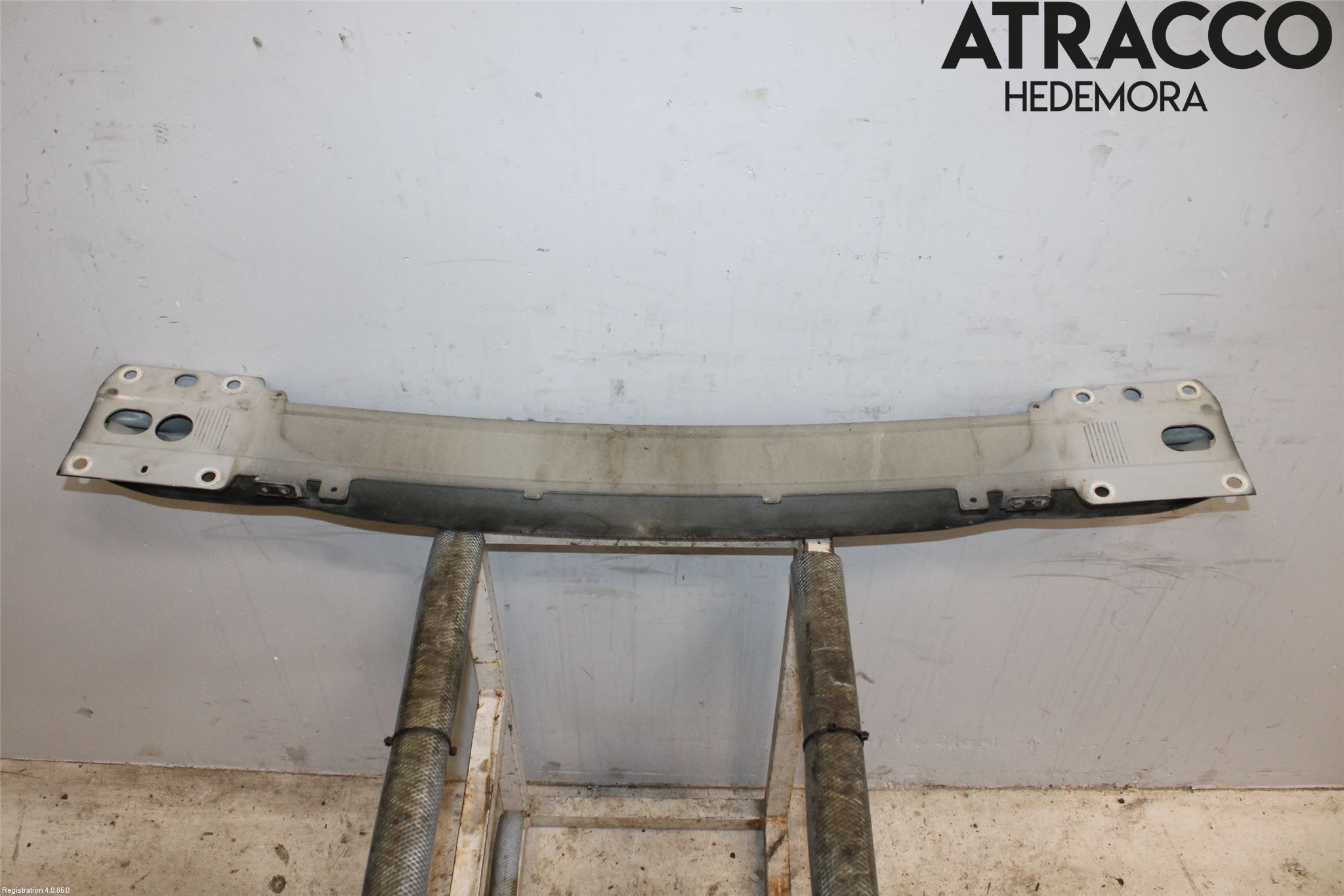 Volvo V70 08-13 Stötfångarbalk Fram