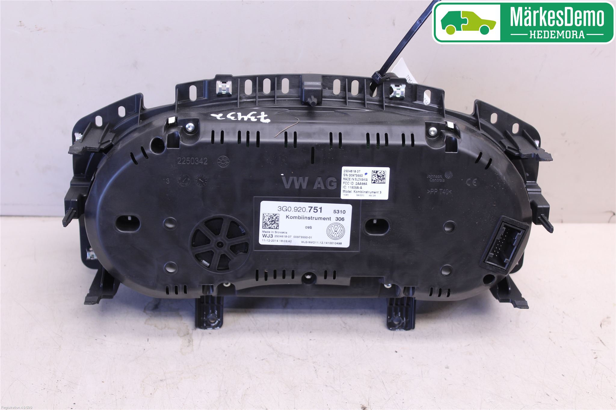 Volkswagen VW PASSAT 15-19 Instrument Komb