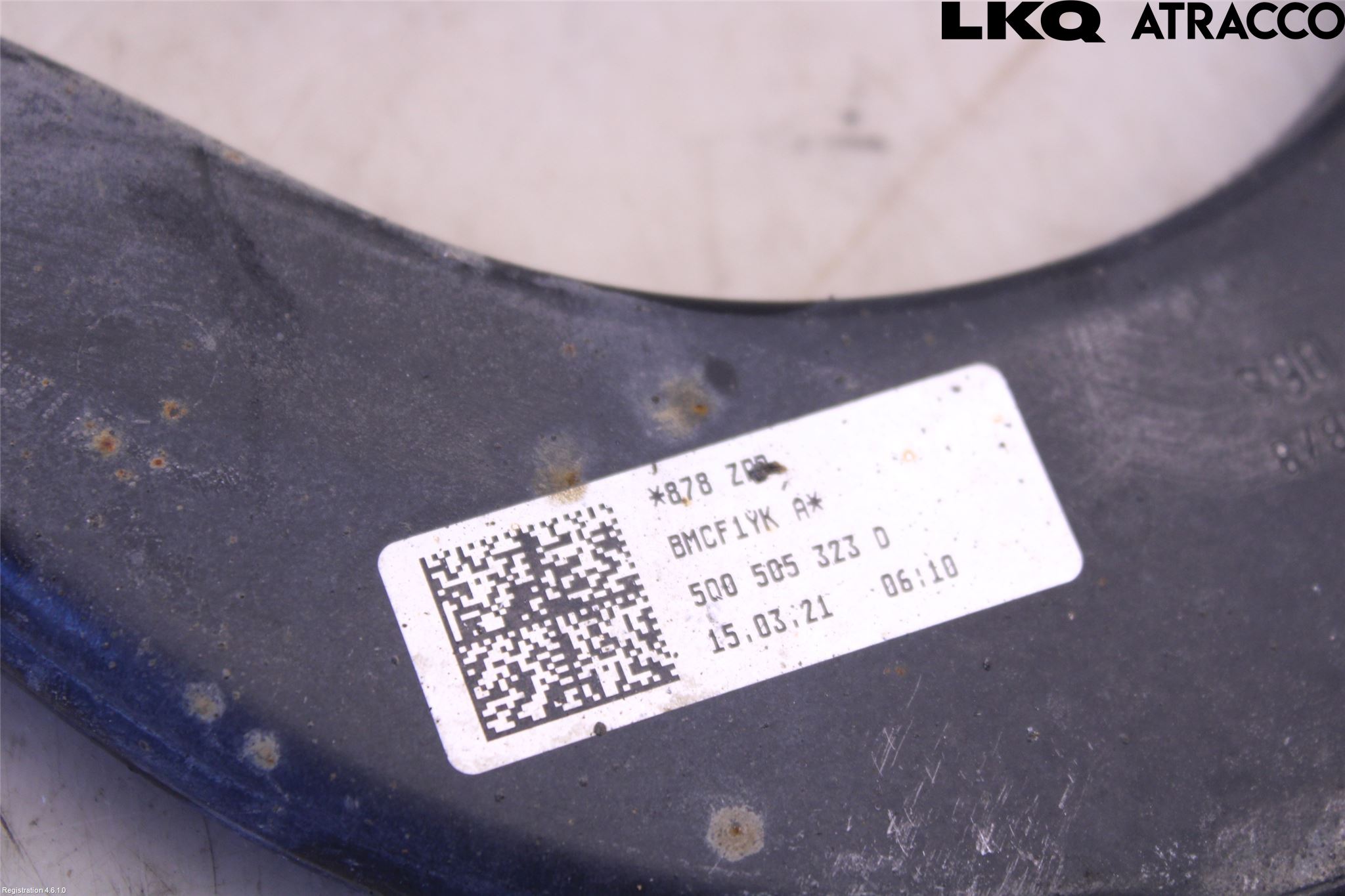 Audi Q3 F3 19- Bärarm Bak Höger