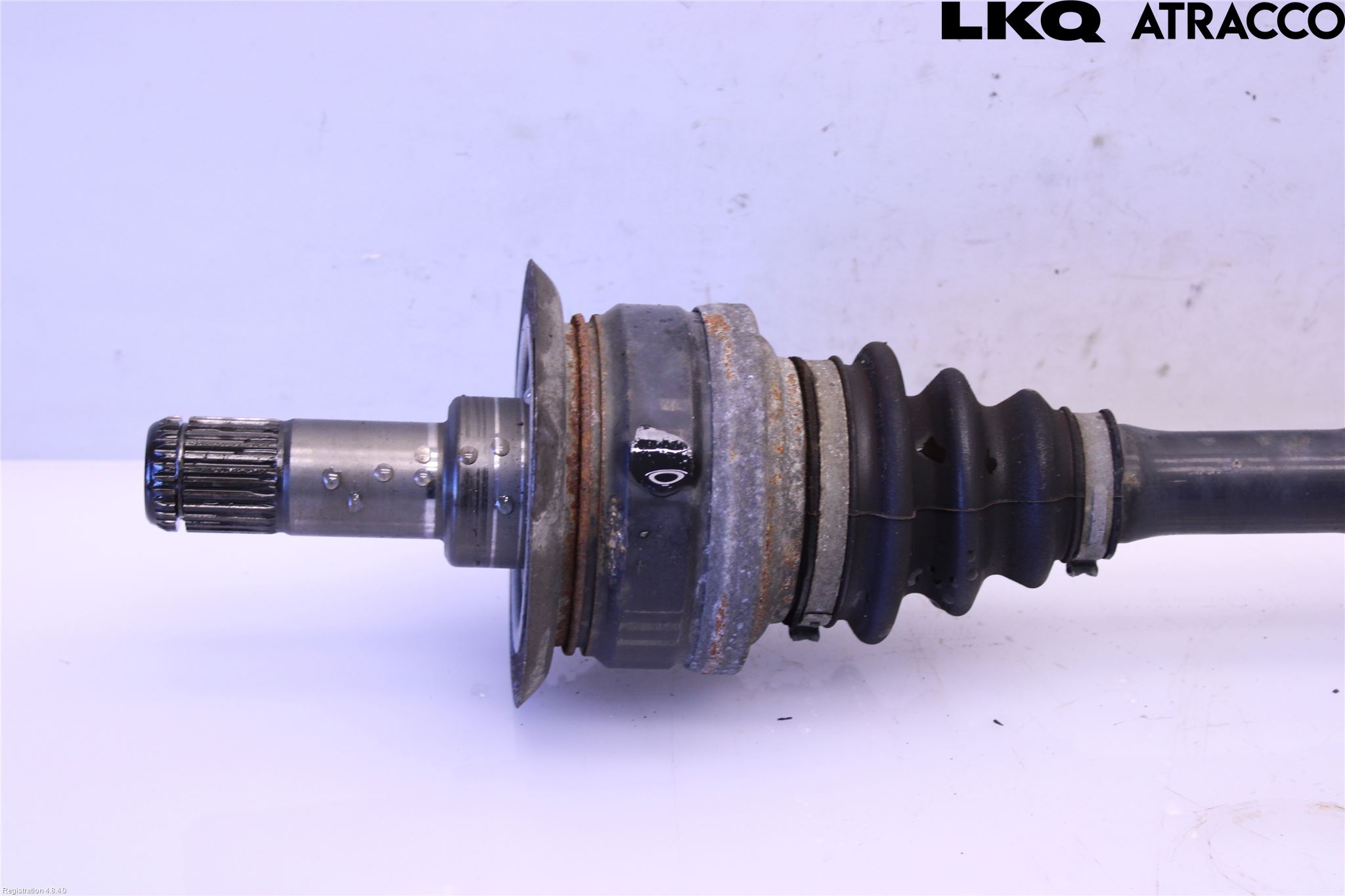 BMW X4 F26 14-18 Drivaxel Bak Vänster