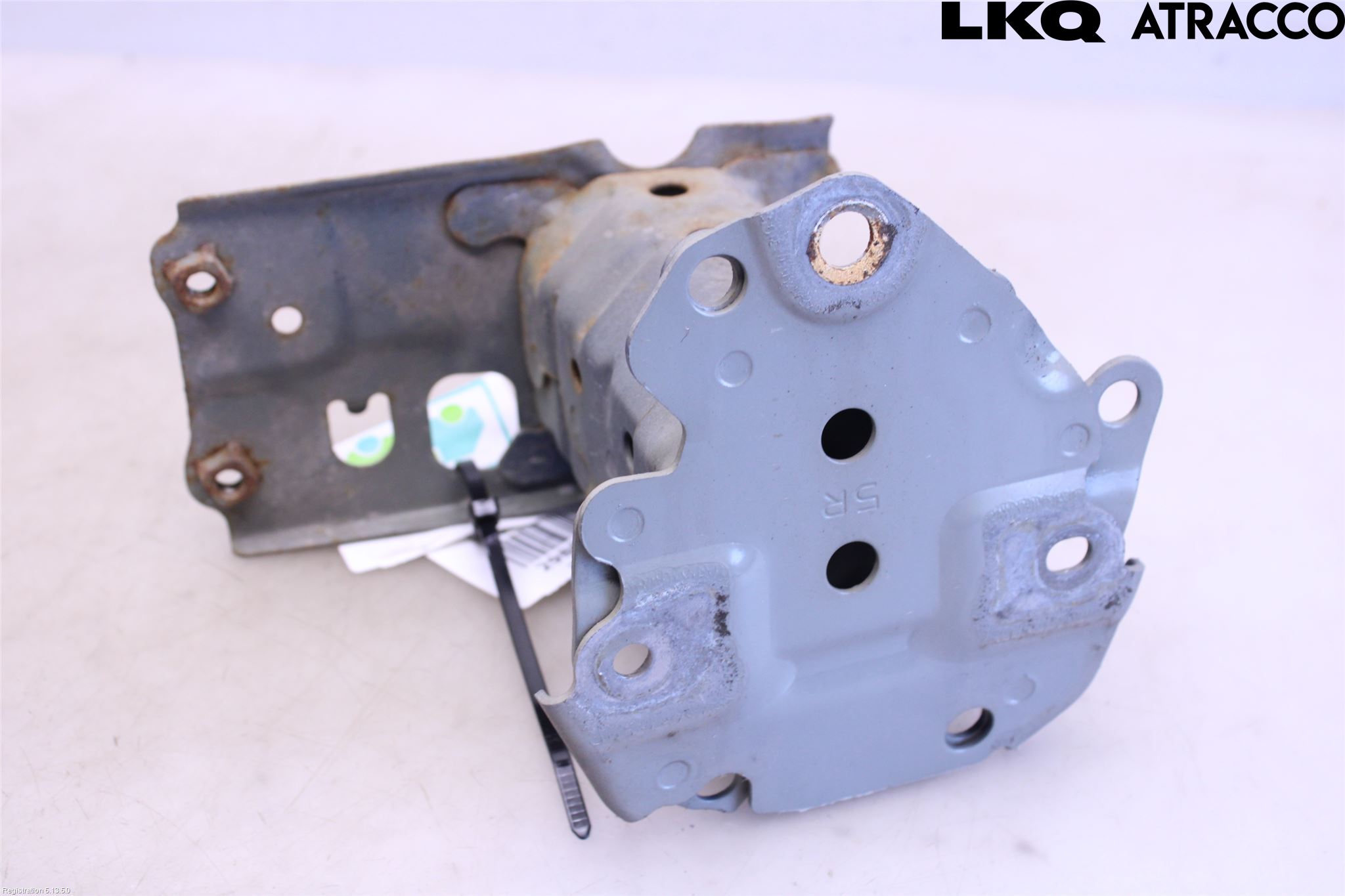 Toyota AURIS 13-19 Stötfångarbärjärn Bak