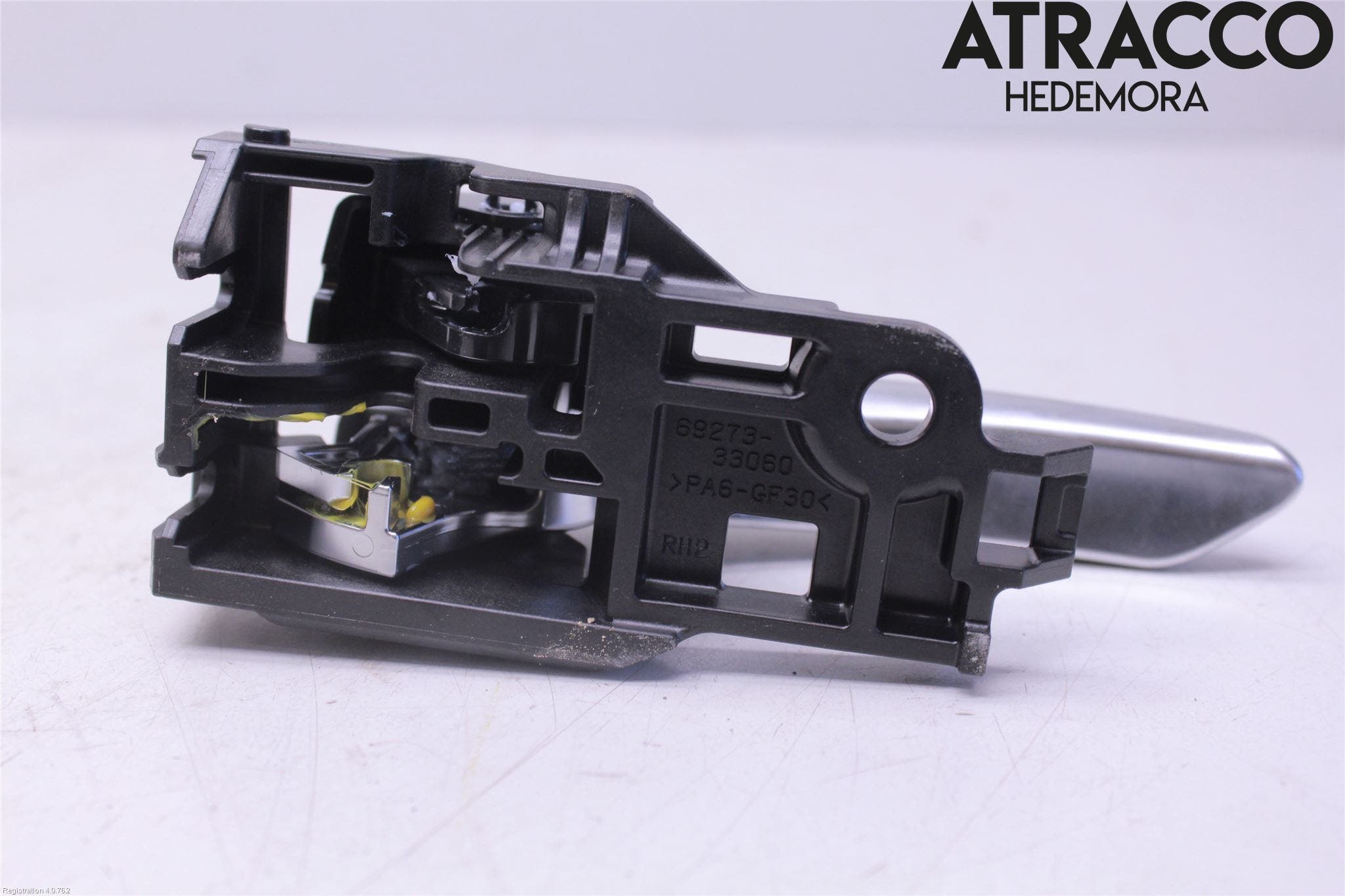 Toyota RAV4 19- Dörrhandtag Inre Hö