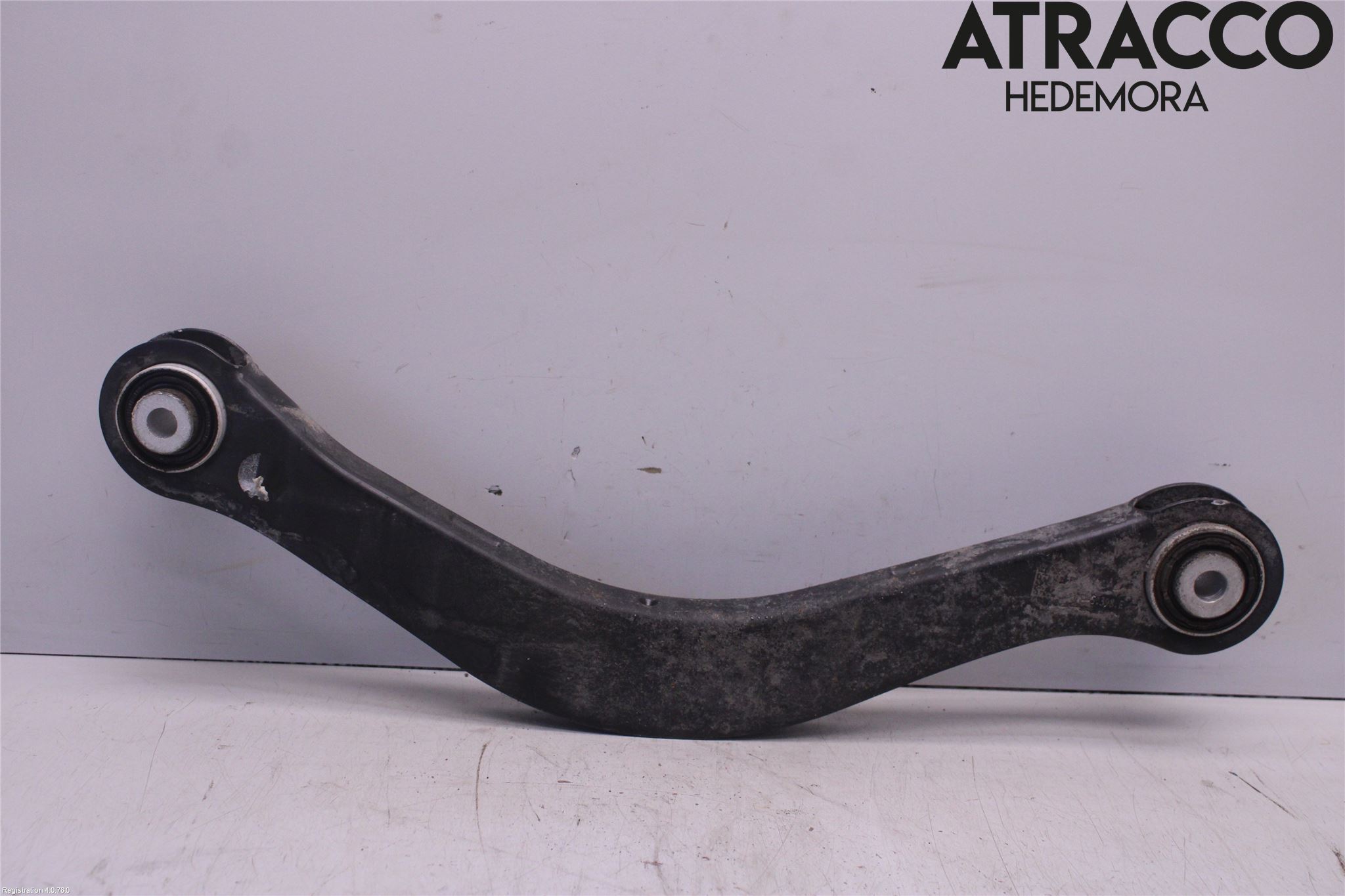 Audi A4/S4 B9 16-19 Bärarm Bak Övre Höger