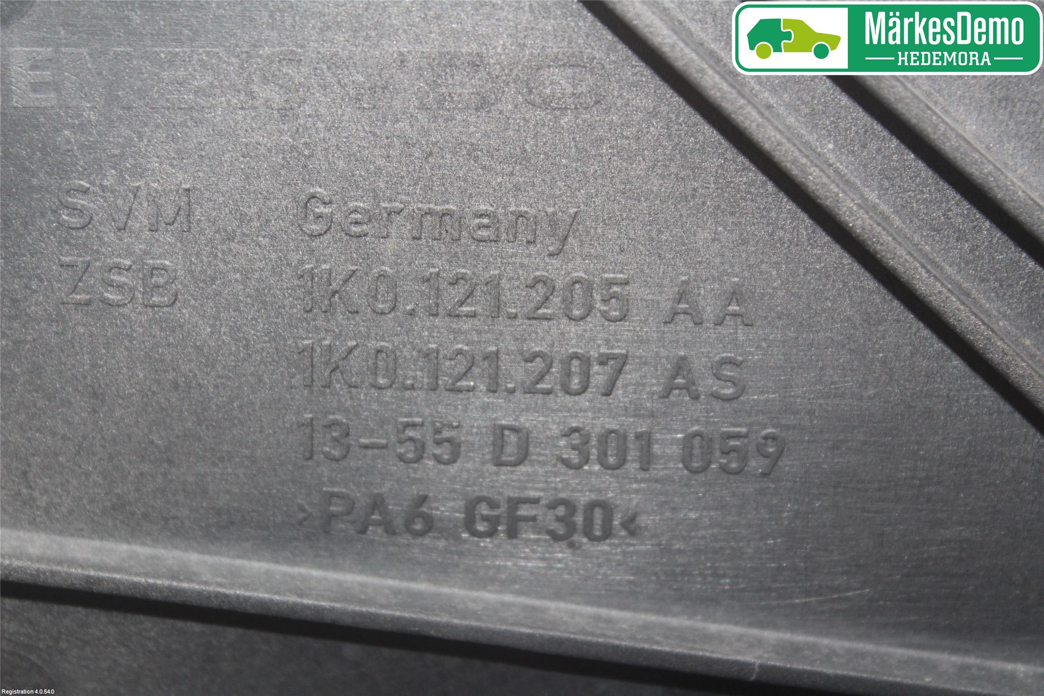 Volkswagen VW GOLF V 04-09 Kylfläkt El