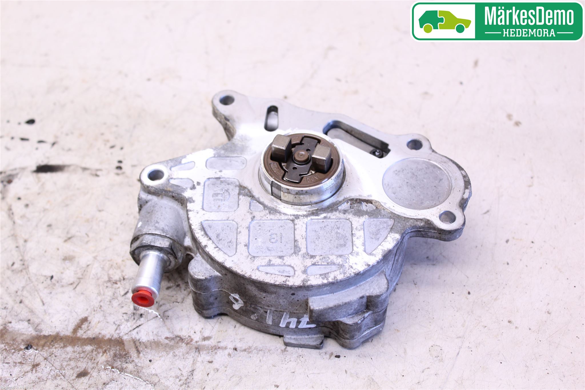 Volkswagen VW CADDY 11-15 Vakuumpump