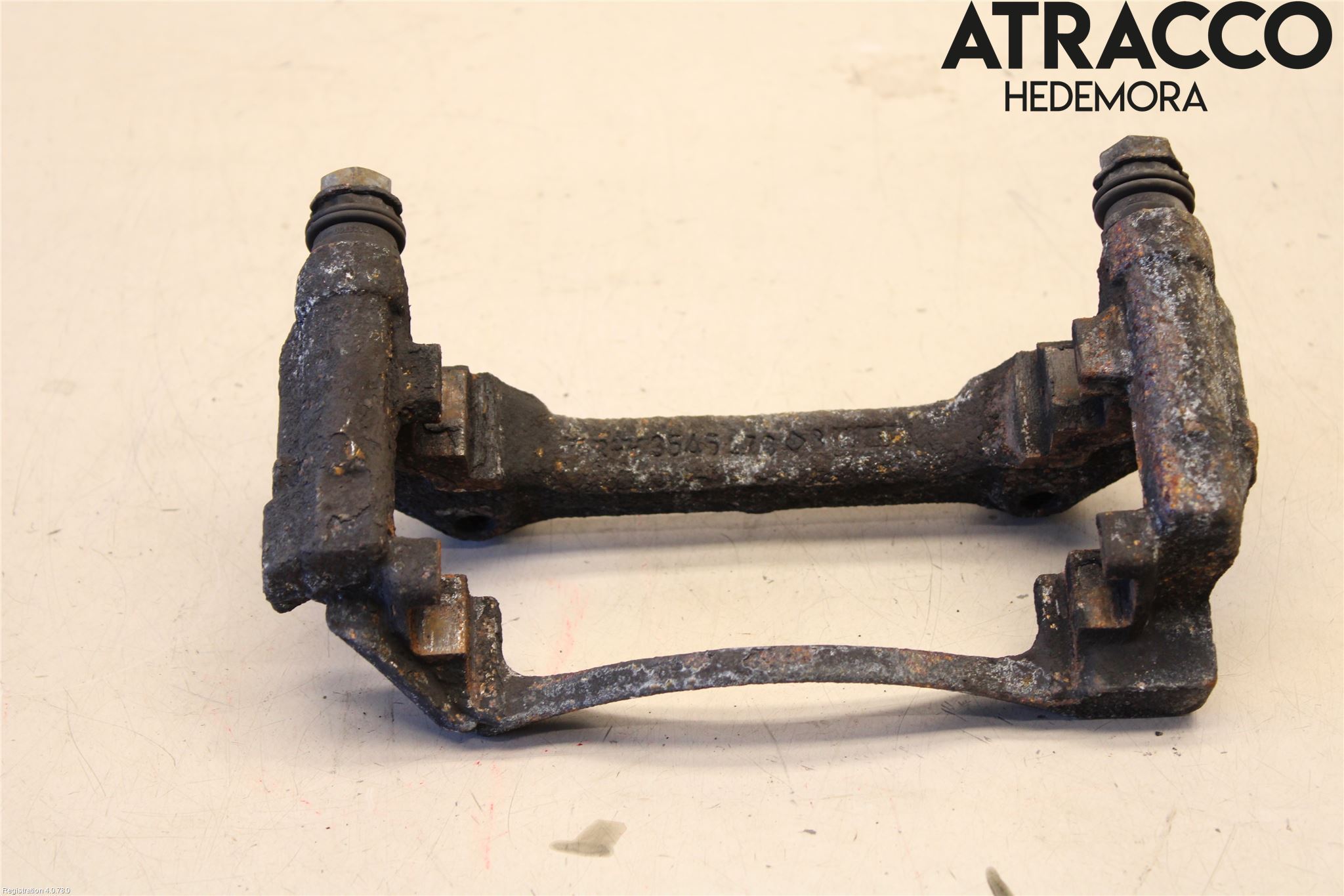 Opel VIVARO 15-19 Bromsokshållare