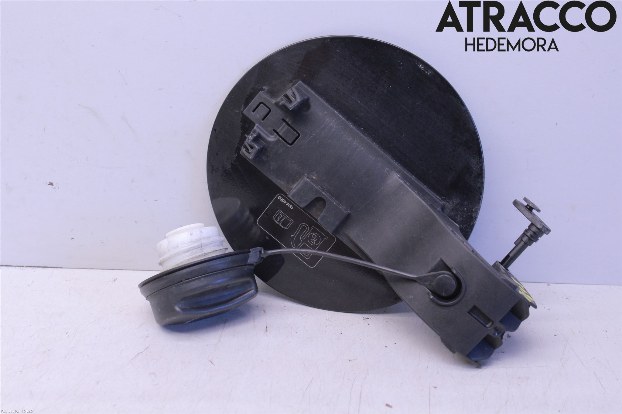 Opel CASCADA 13-19 Tanklucka