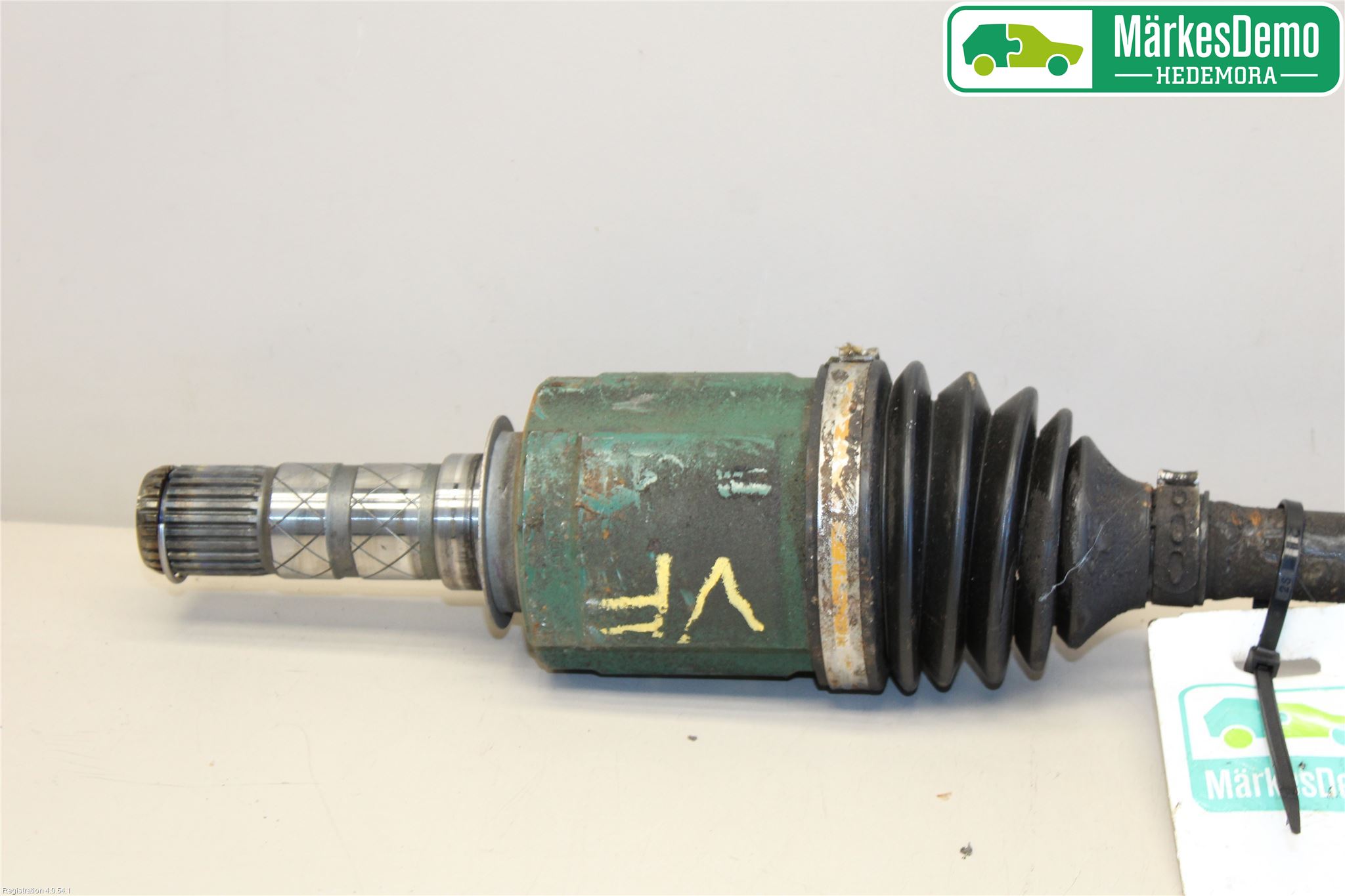 Subaru LEGACY 10-14 Drivaxel Fram Vänster