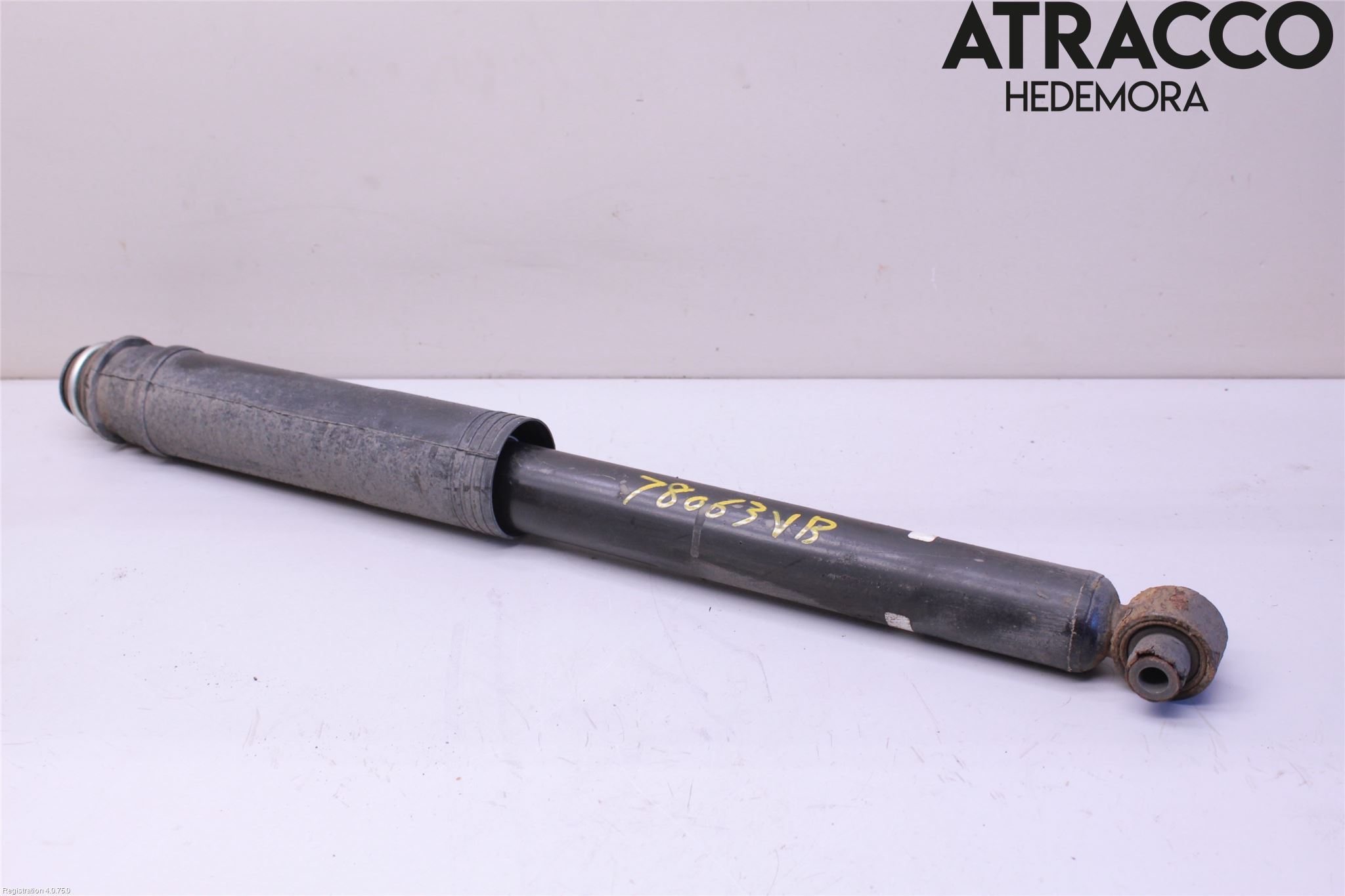 Toyota AURIS 10-12 Stötdämpare Bak