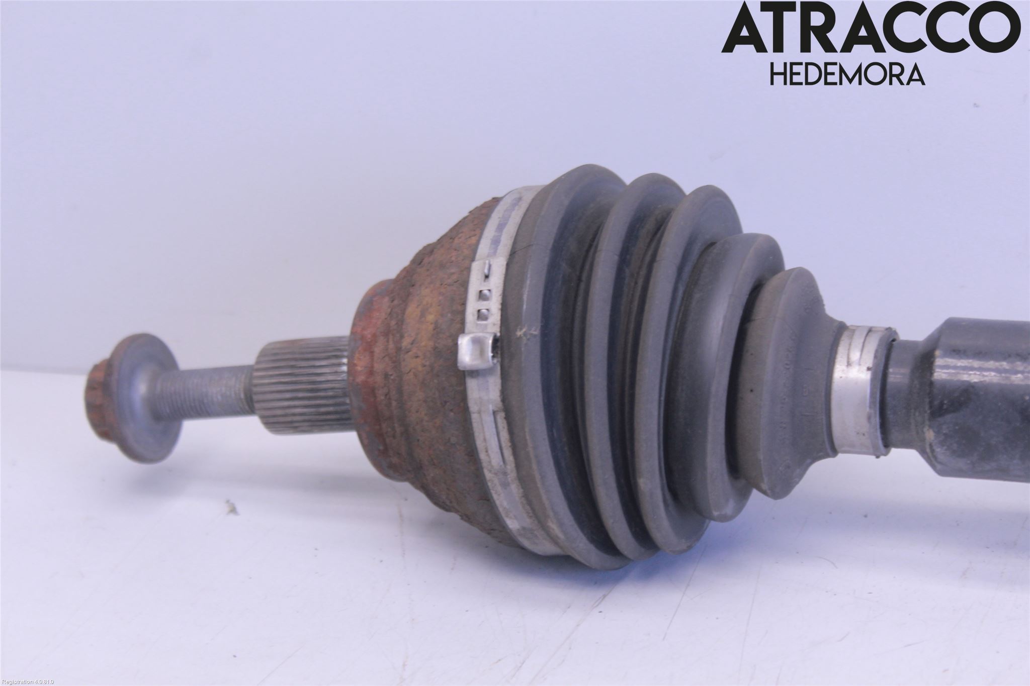 Volkswagen VW PASSAT 15-19 Drivaxel Fram Höger