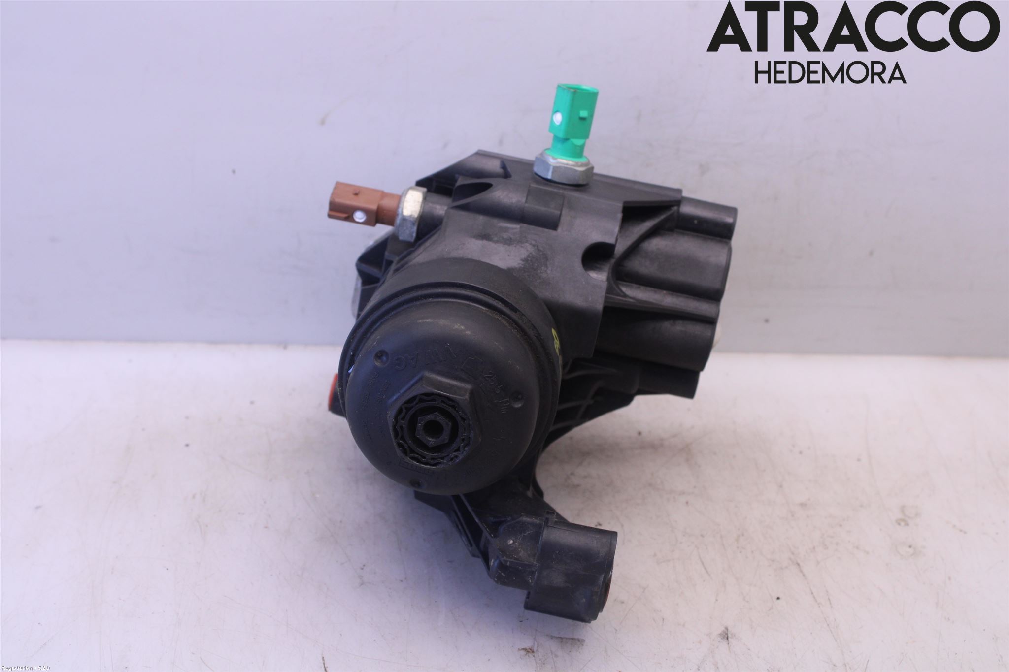 Volkswagen VW CADDY 16-20 Oljefilterhållare