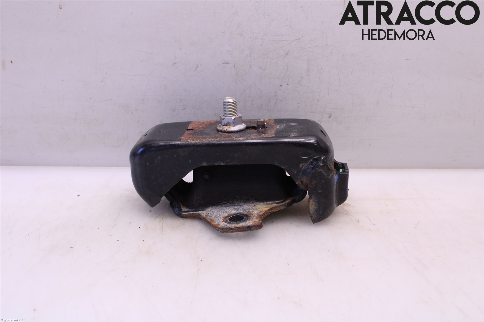 Toyota HILUX 16- Motorfäste