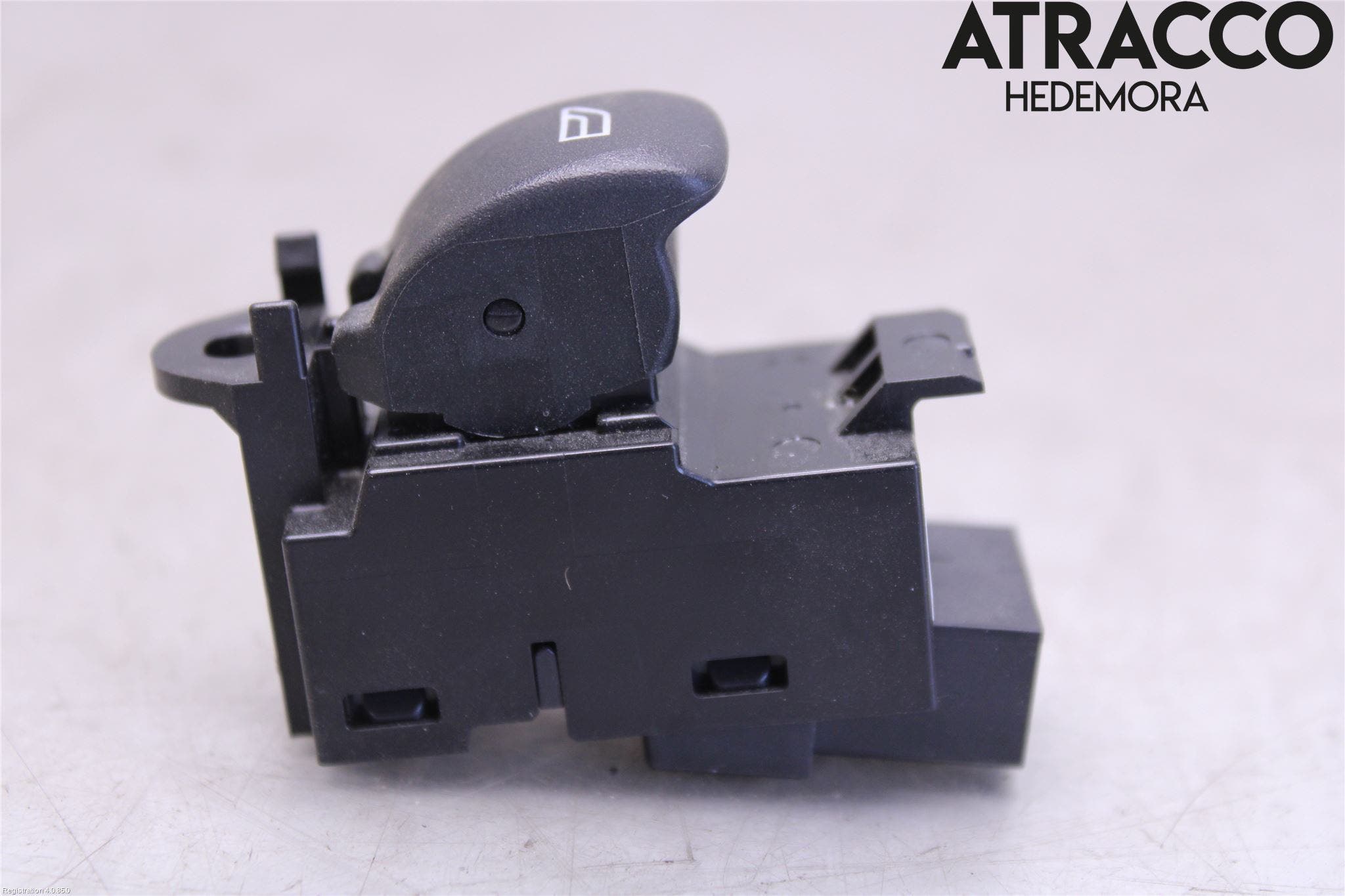 Volvo V70 08-13 Strömställare Elhiss