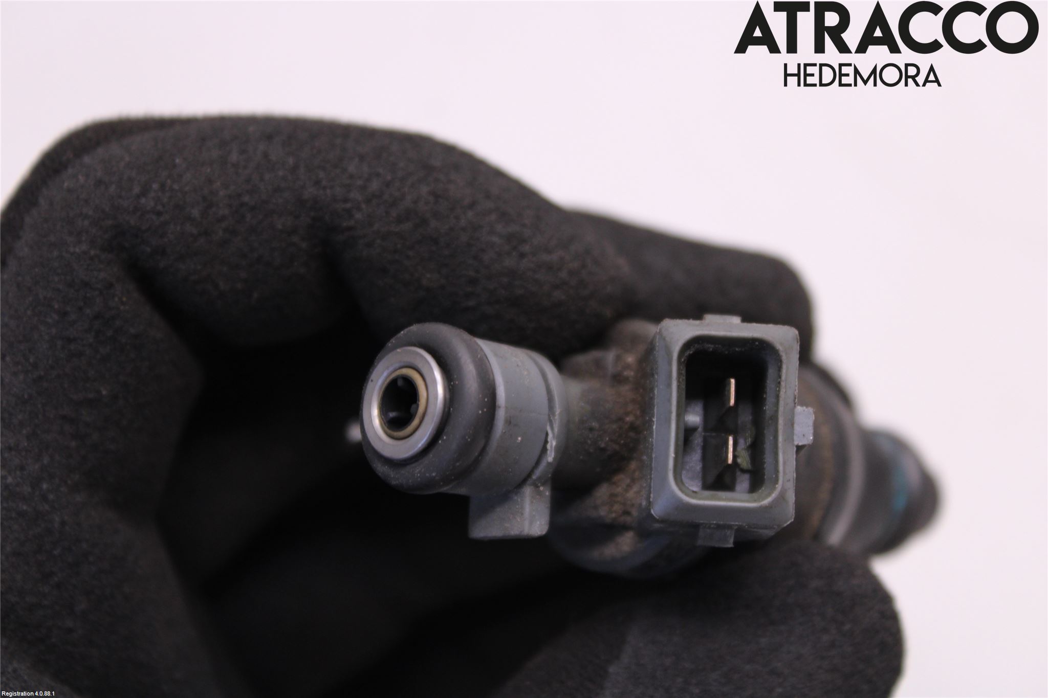 Mercedes-Benz MB 200-500  (W124) 86-96 Injspridare