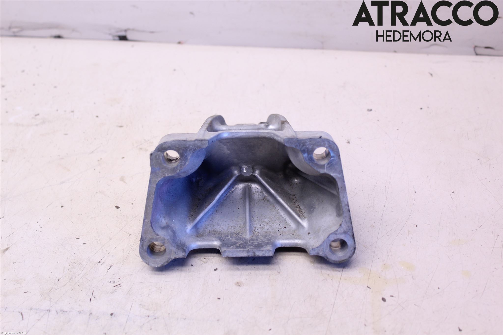 Lexus IS 250/350 14-20 Motorfäste