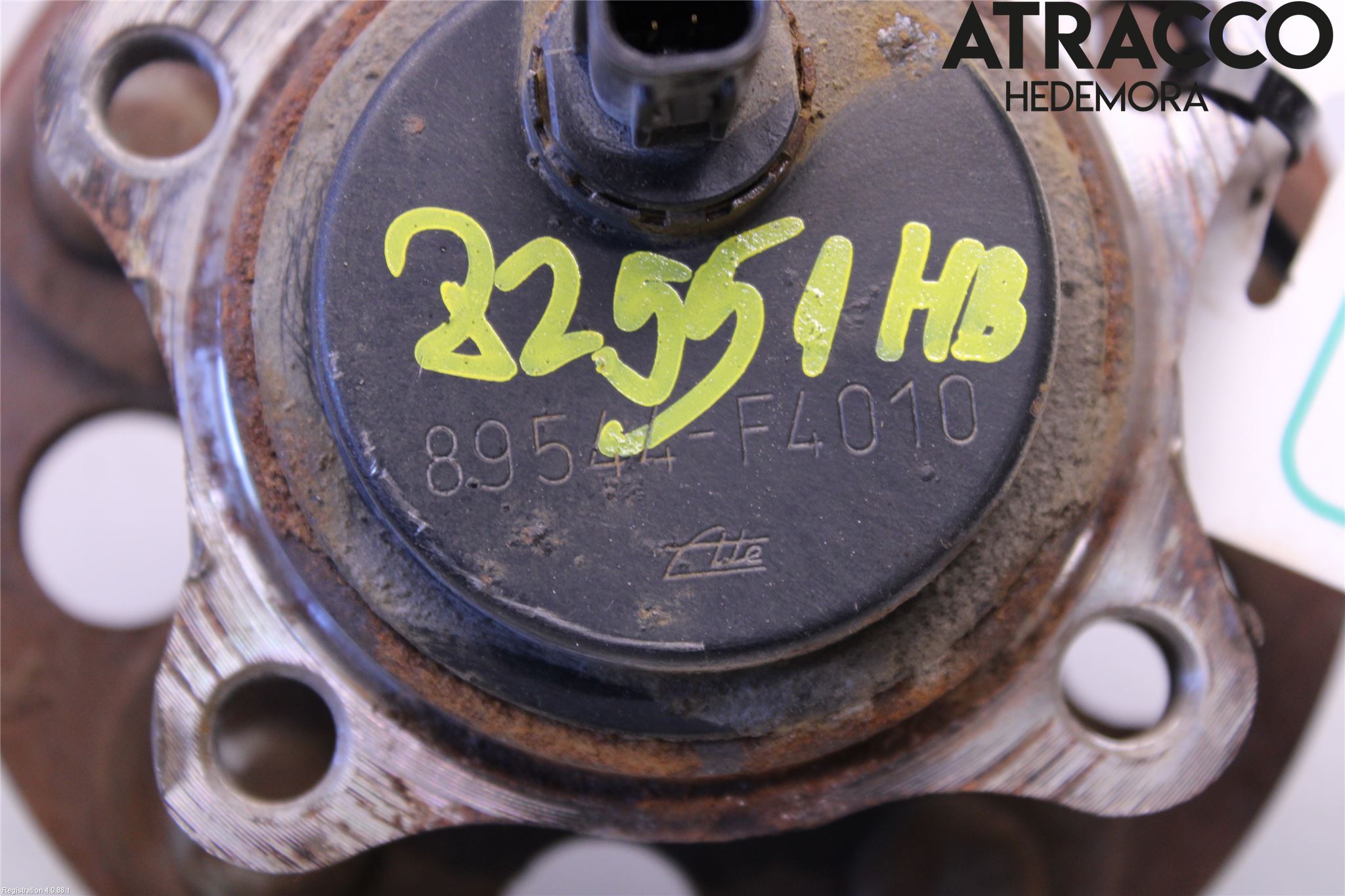 Toyota COROLLA 19- Hjullagerhus Bak Hö