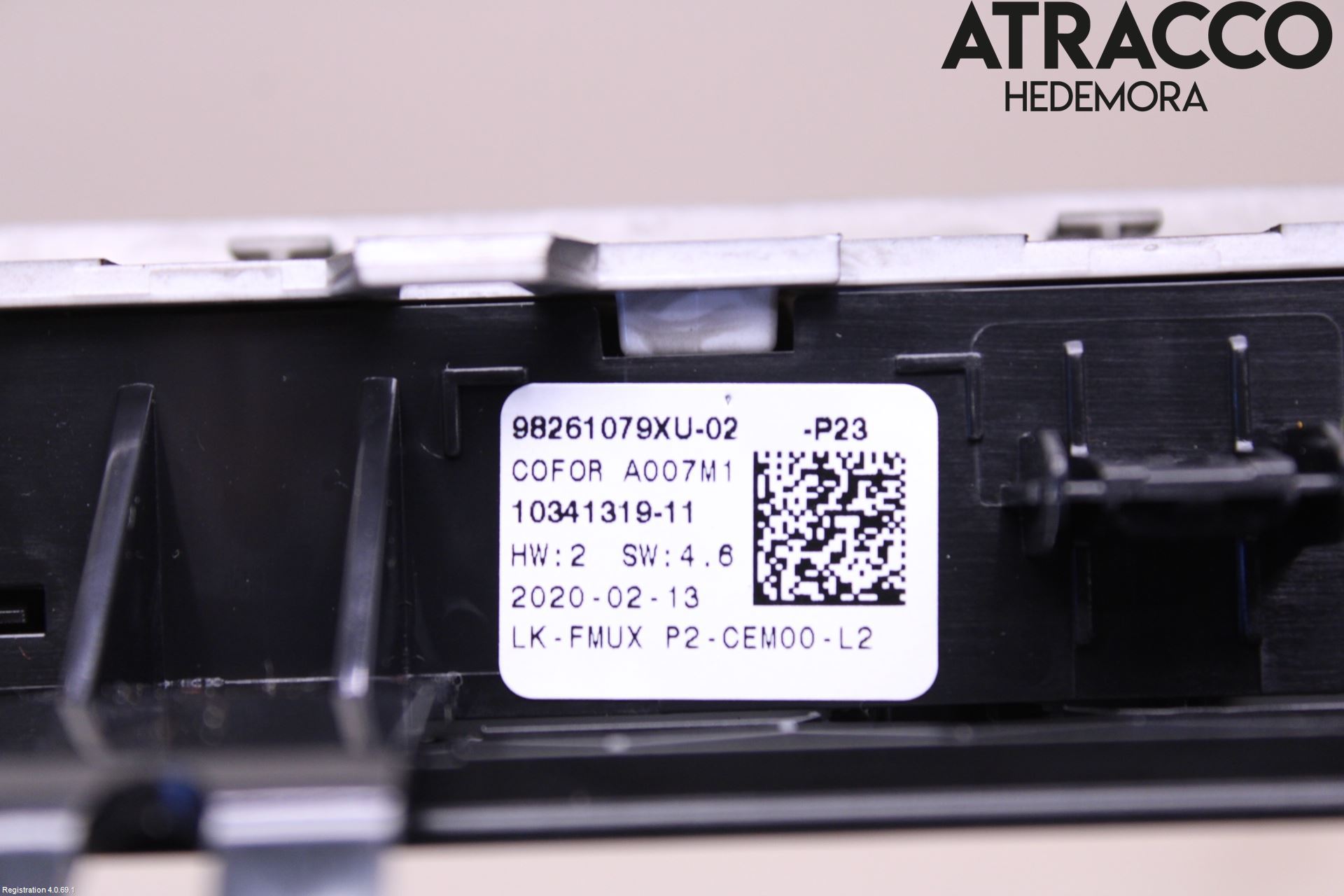 Peugeot 208/E-208 20- Strömställare Multifunktion