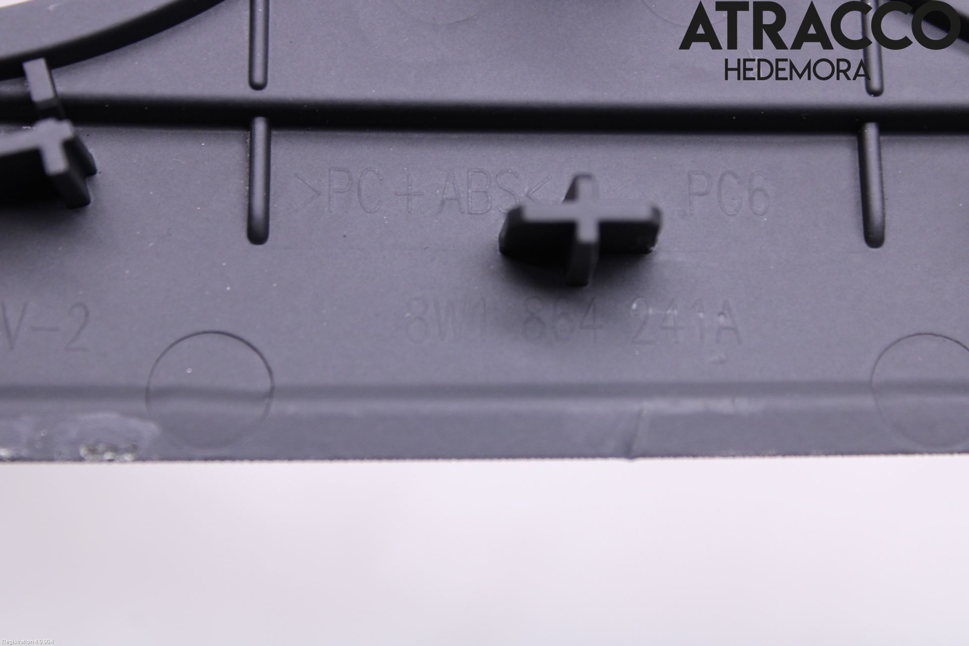 Audi A5 17- Instrumentkonsoll Golv