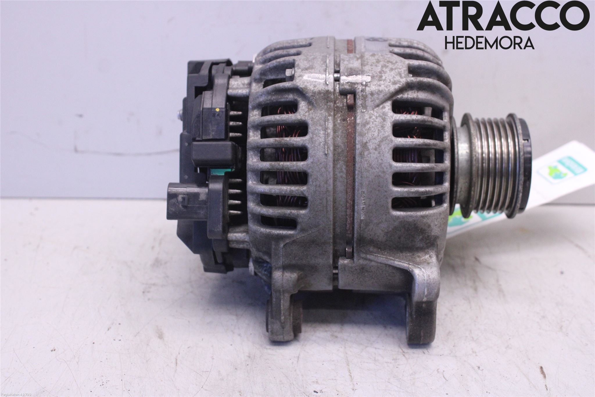 Volkswagen VW GOLF VI 09-13 Generator