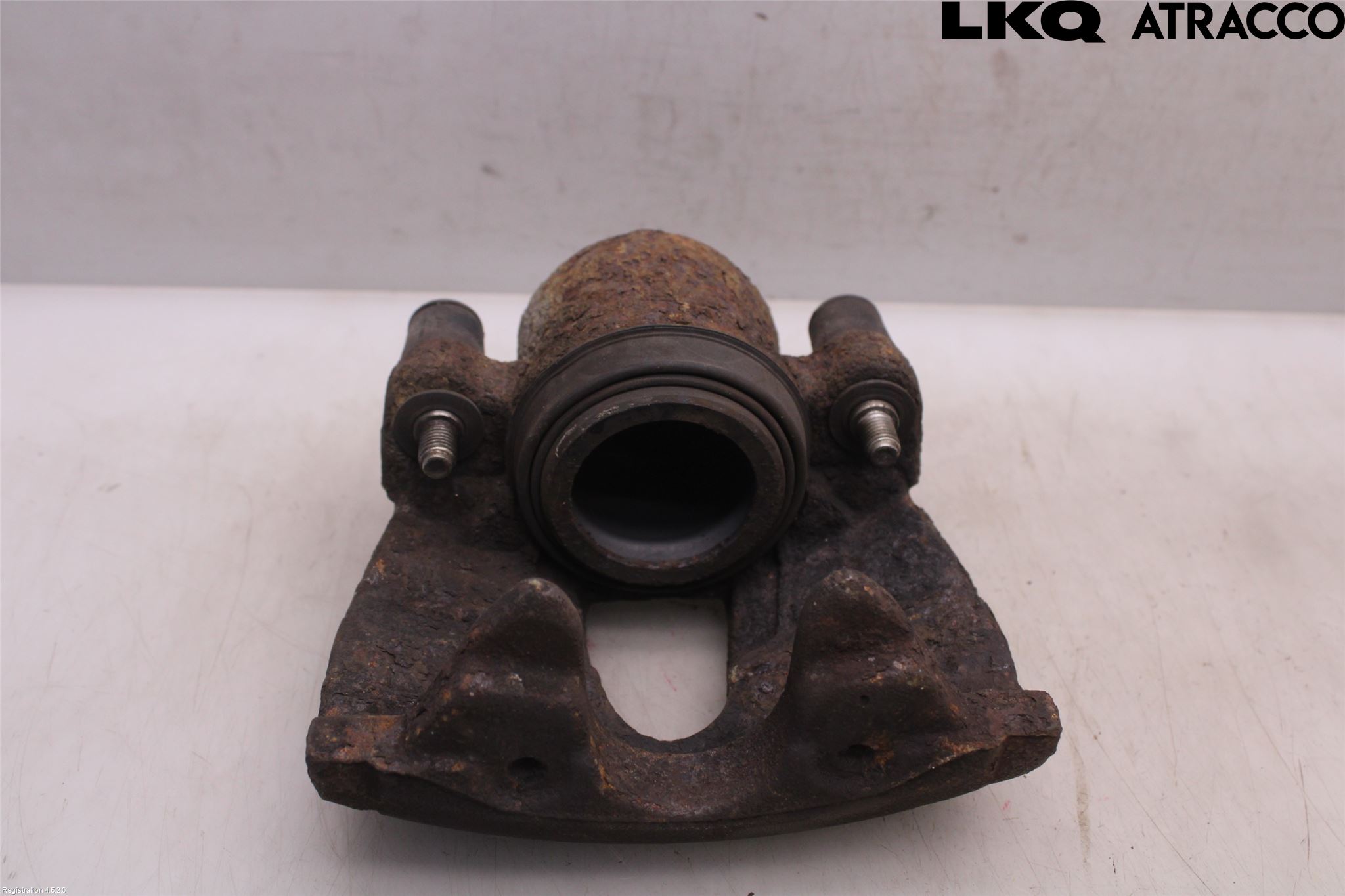 Ford FOCUS     04-07 Bromsok Fram Höger