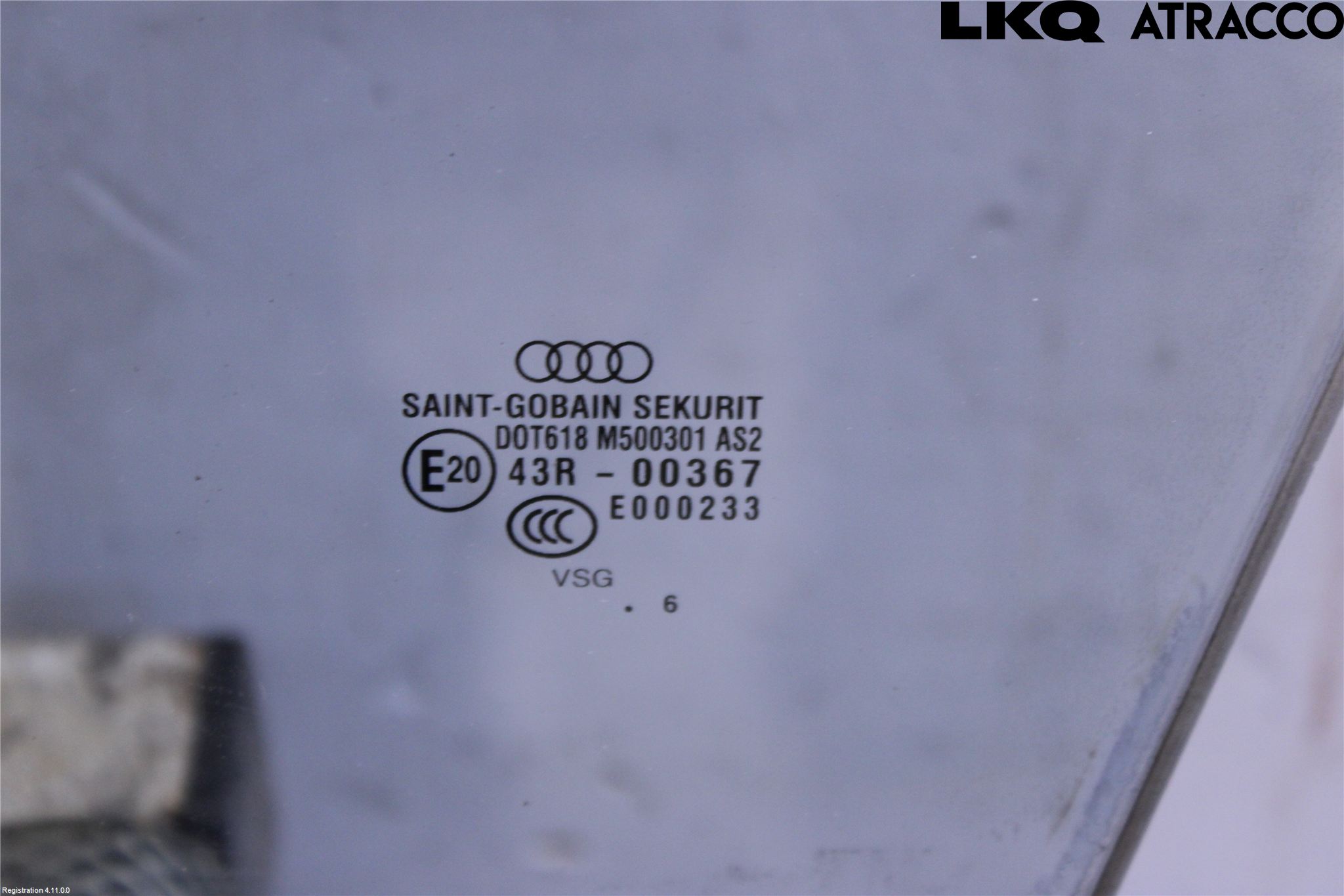 Audi A8/S8 4E  02-09 Dörruta Fram Vänster