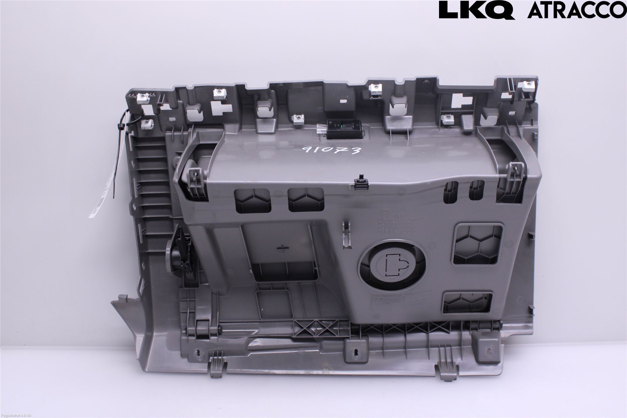 Volkswagen VW TRANSP/CARAVELLE (T7) 22-24 Handskfack