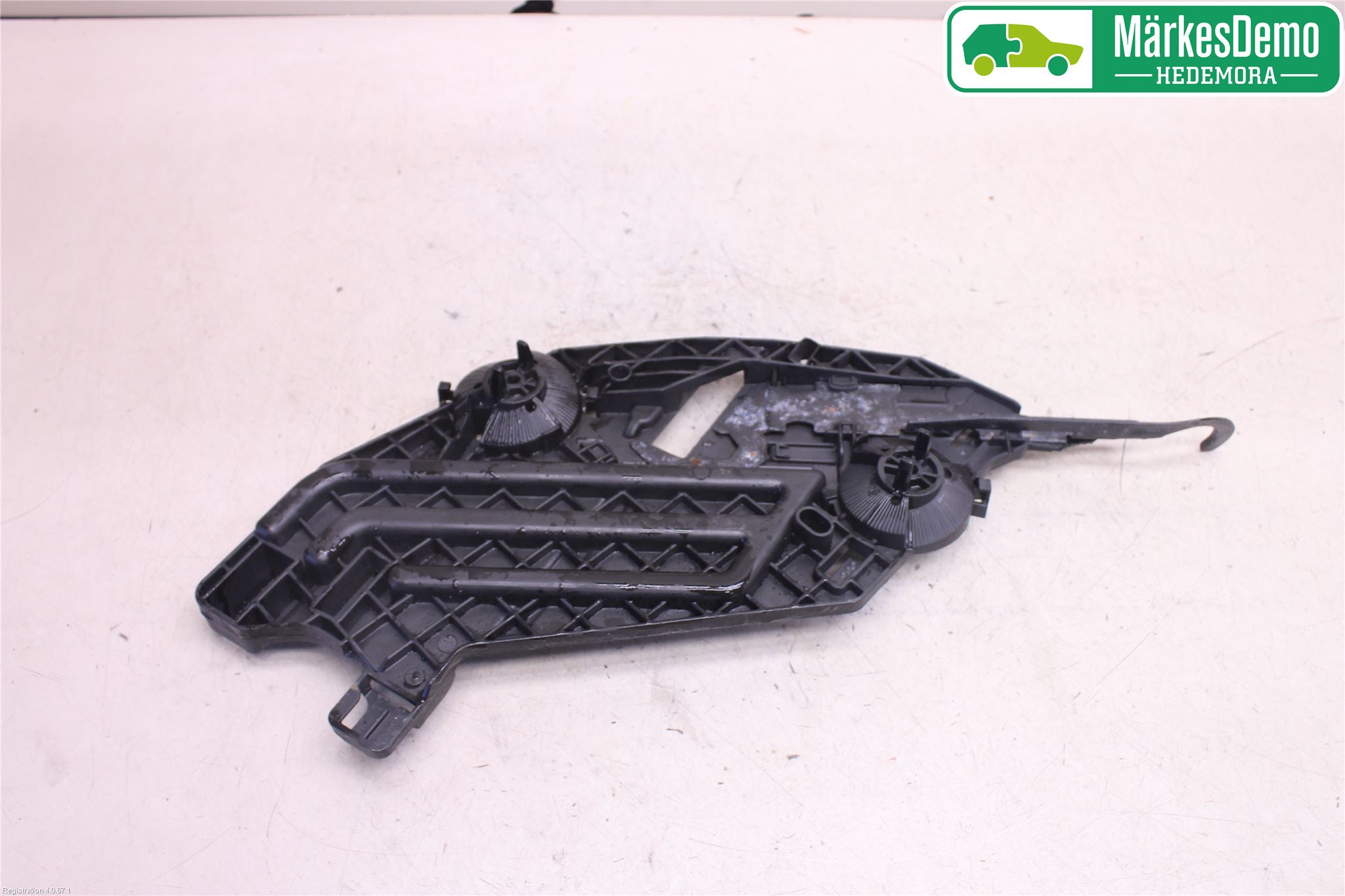 Skoda OCTAVIA (1Z) 05-13 Strålkast Fästsarg