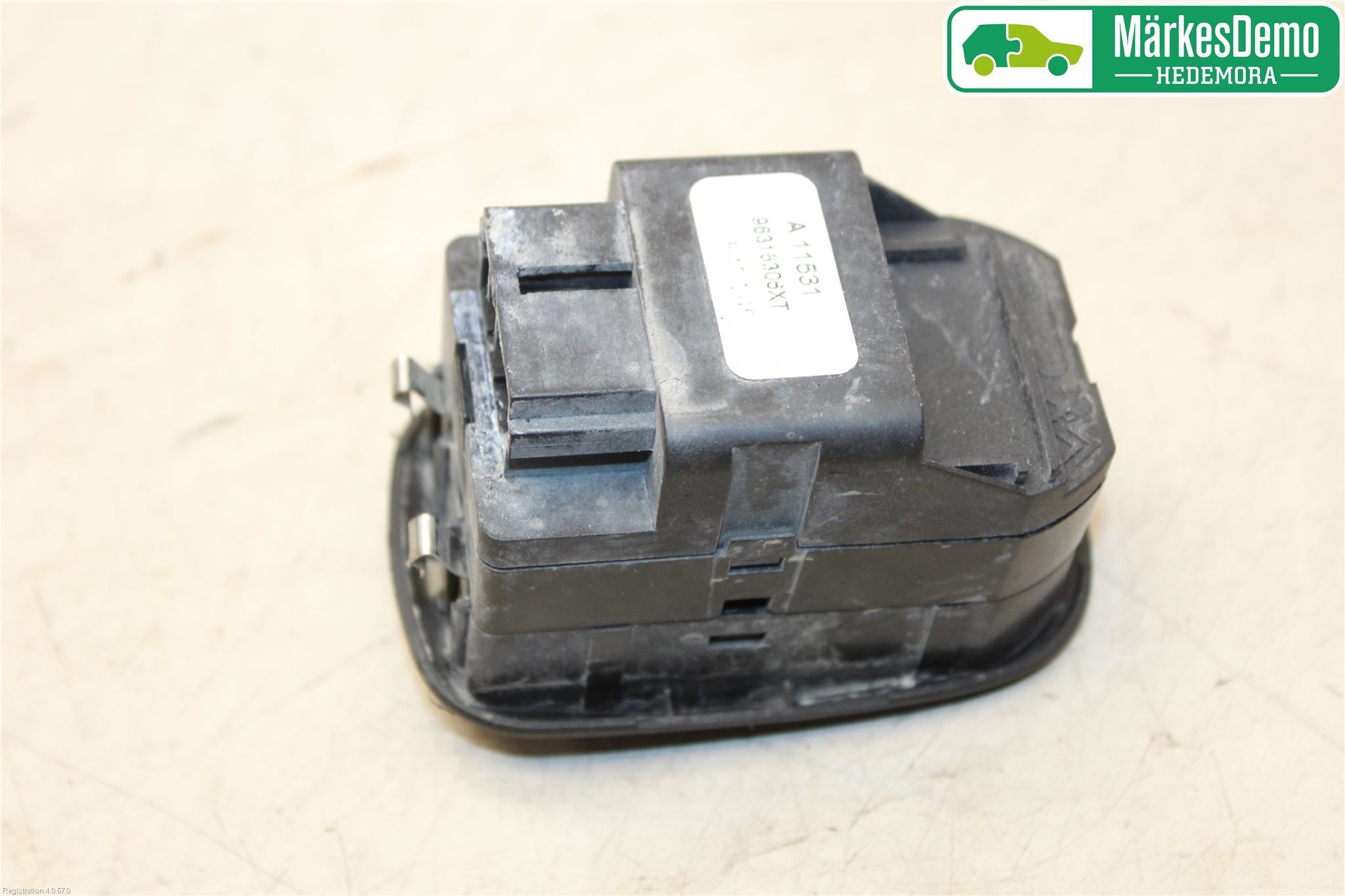 Mopedbil Ligier LIGIER JS 50 Strömställare Elhiss