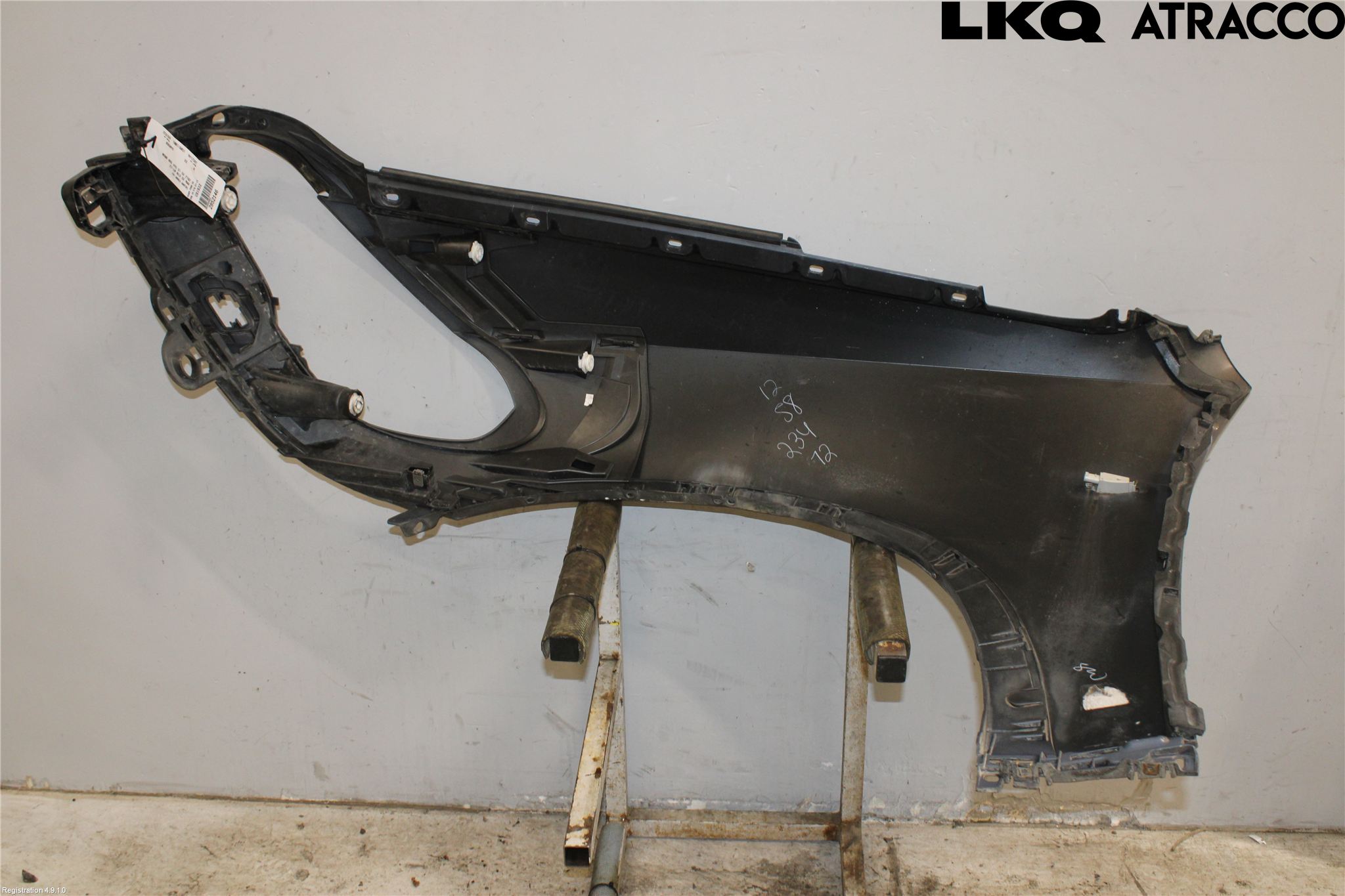 BMW X5 E70 07-13 Skärm Fram Vänster