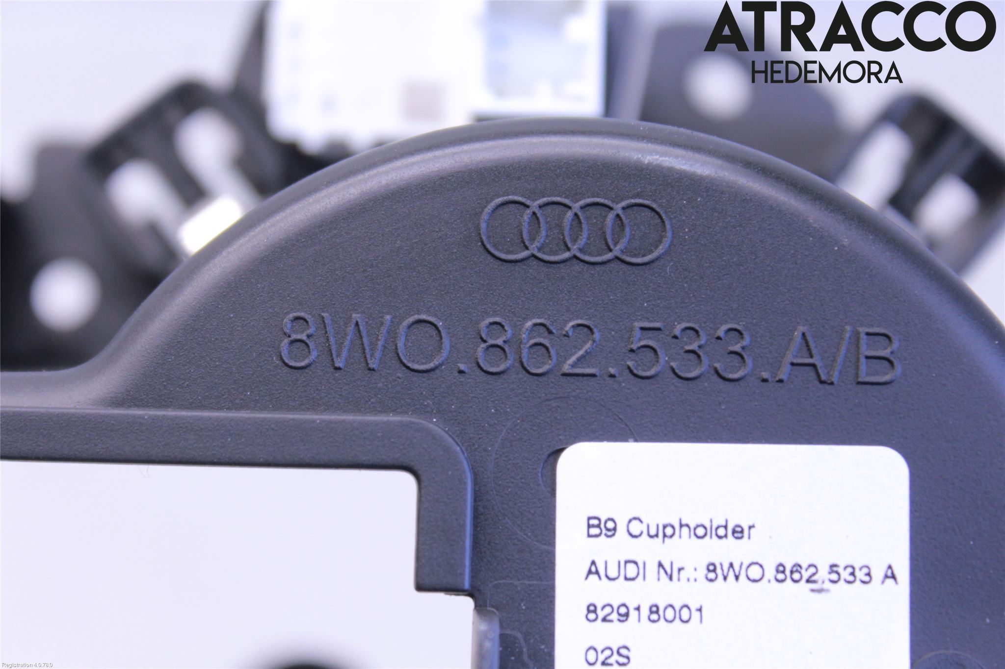 Audi A4/S4 B9 16-19 Mugghållare