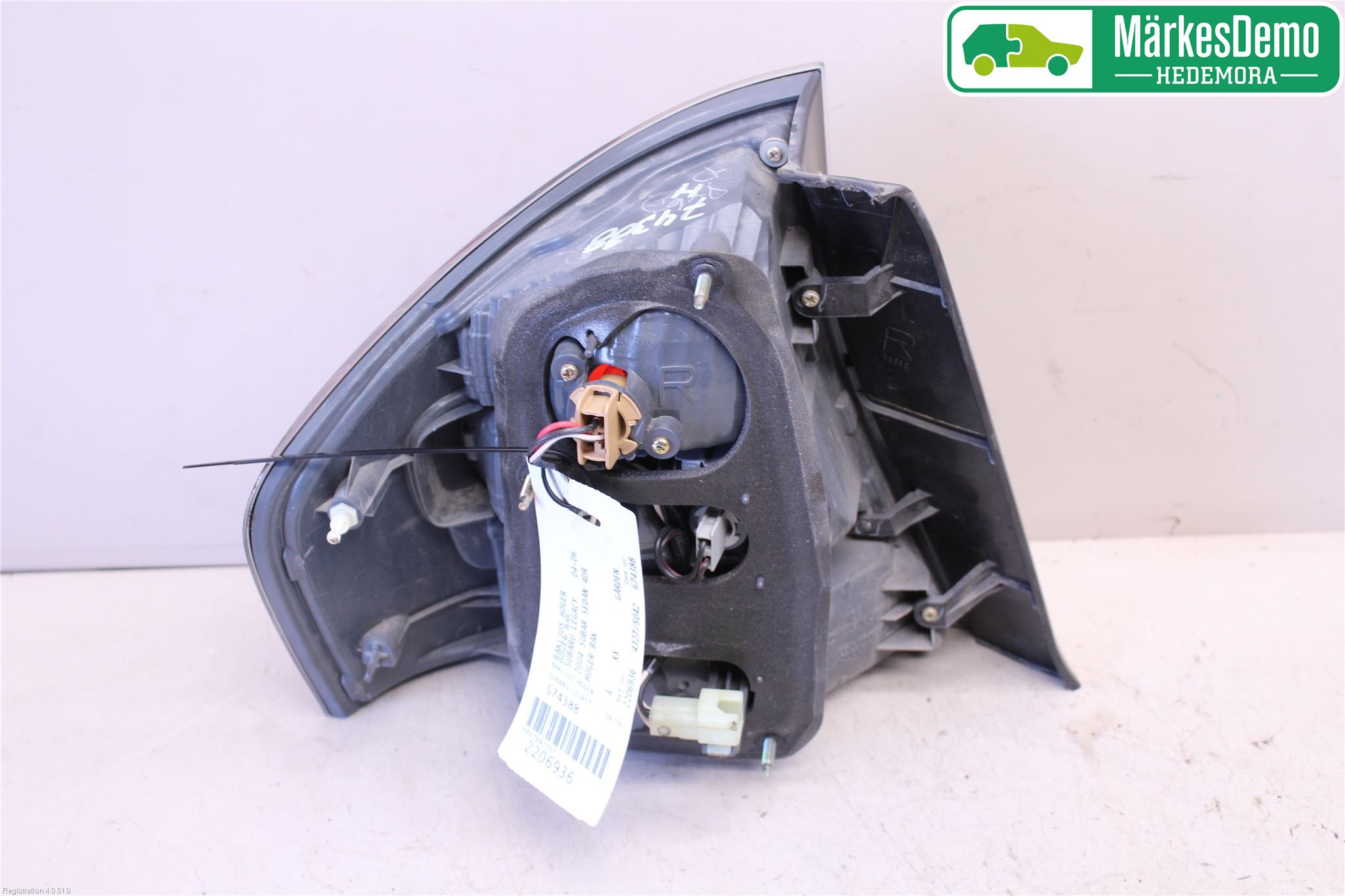 Subaru LEGACY    04-06 Bakljus Höger
