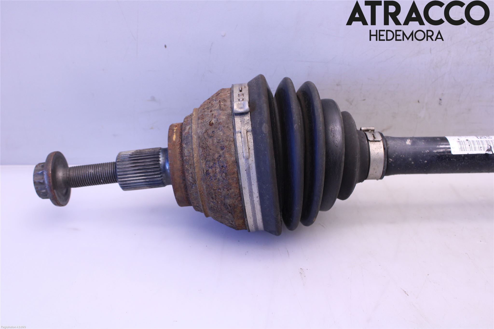 Volkswagen VW CADDY 16-20 Drivaxel Fram Höger
