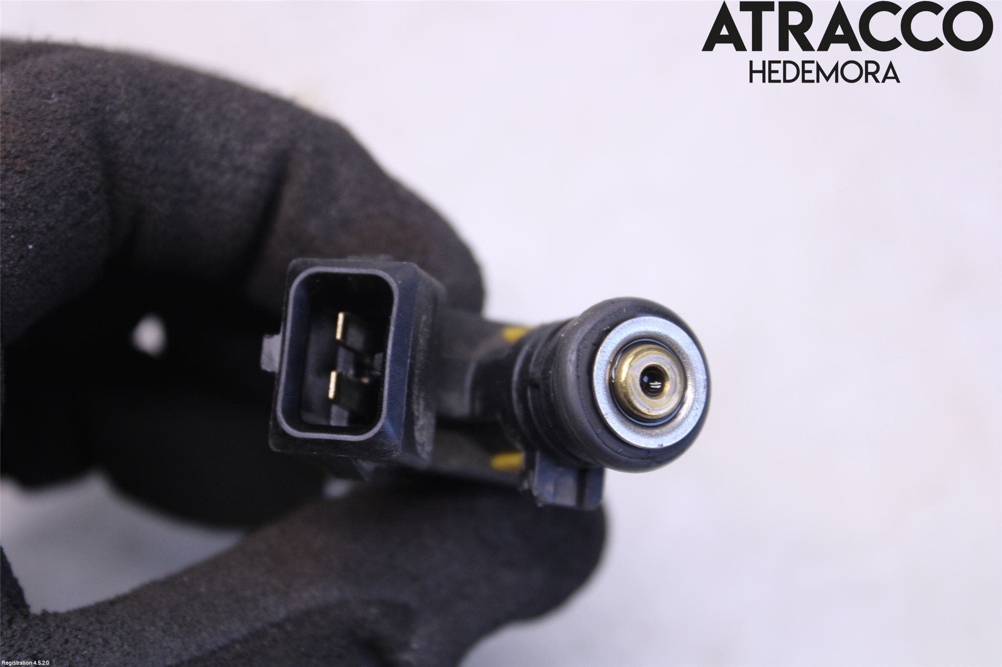 Mercedes-Benz MB C-KLASS (W204) 07-15 Injspridare