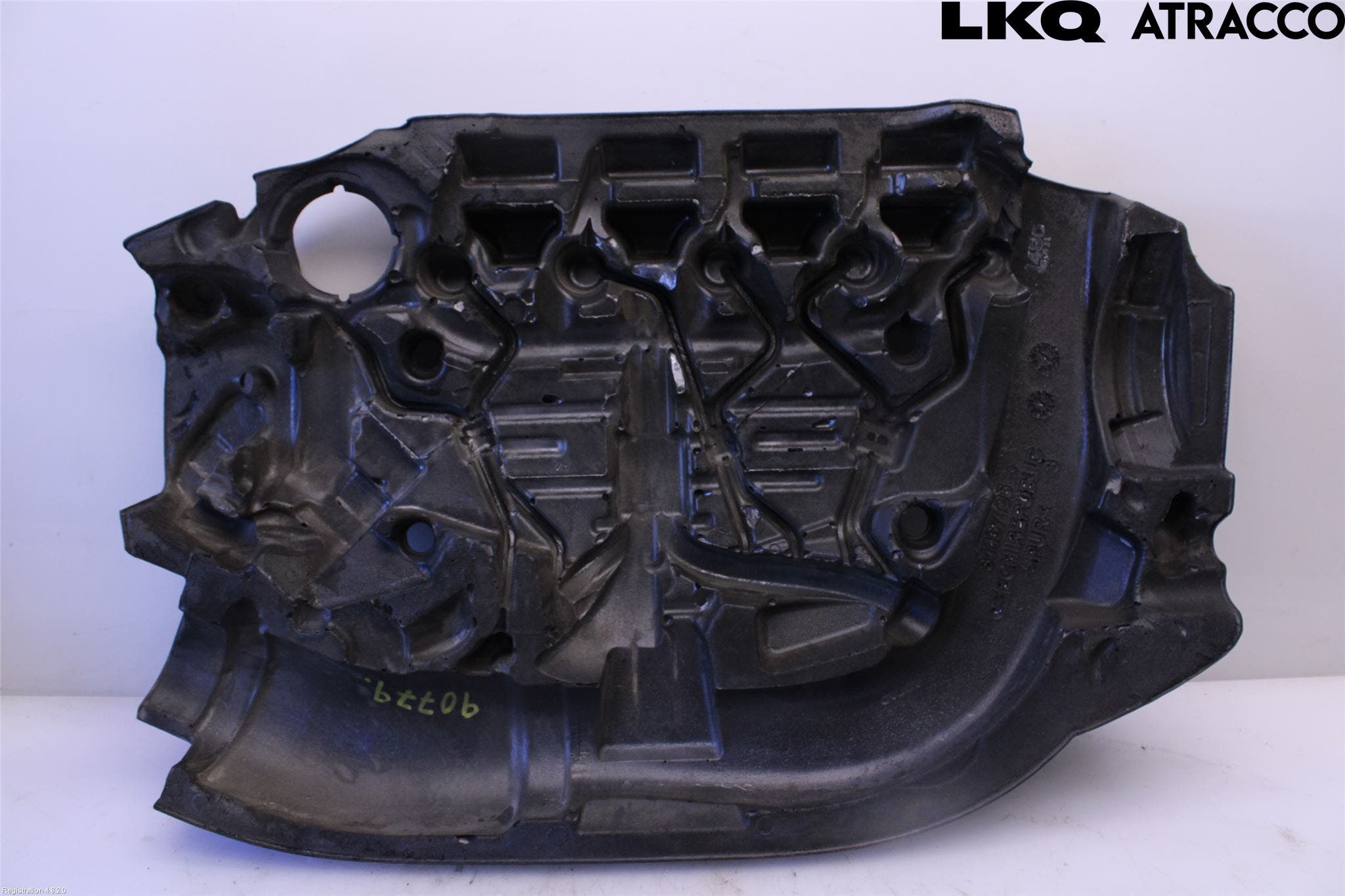 Volvo V70 14-16 Motorkåpa