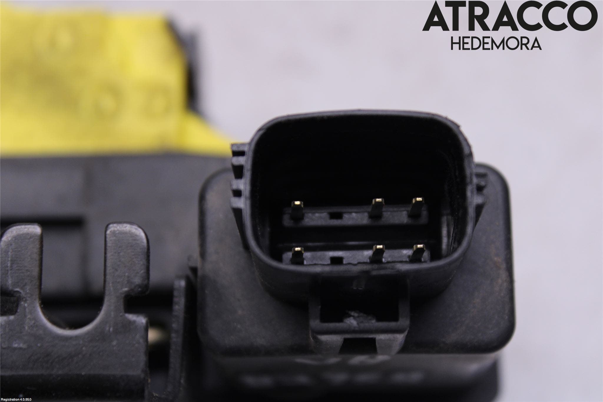 Volvo XC70 05-07 Låskista-Dörrlås