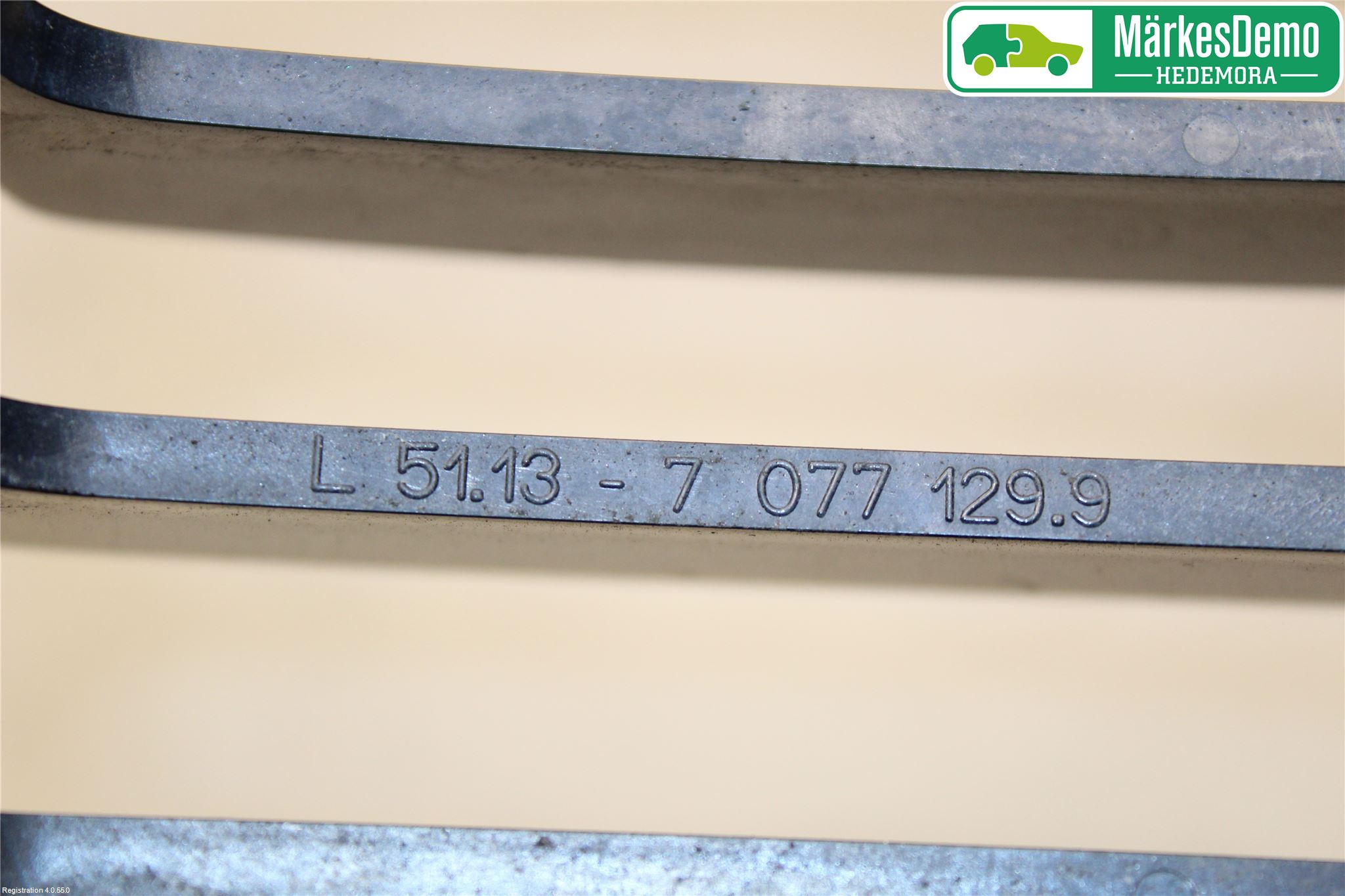 BMW 1 E87/81 5D/3D 03-11 Grilldel Vänster