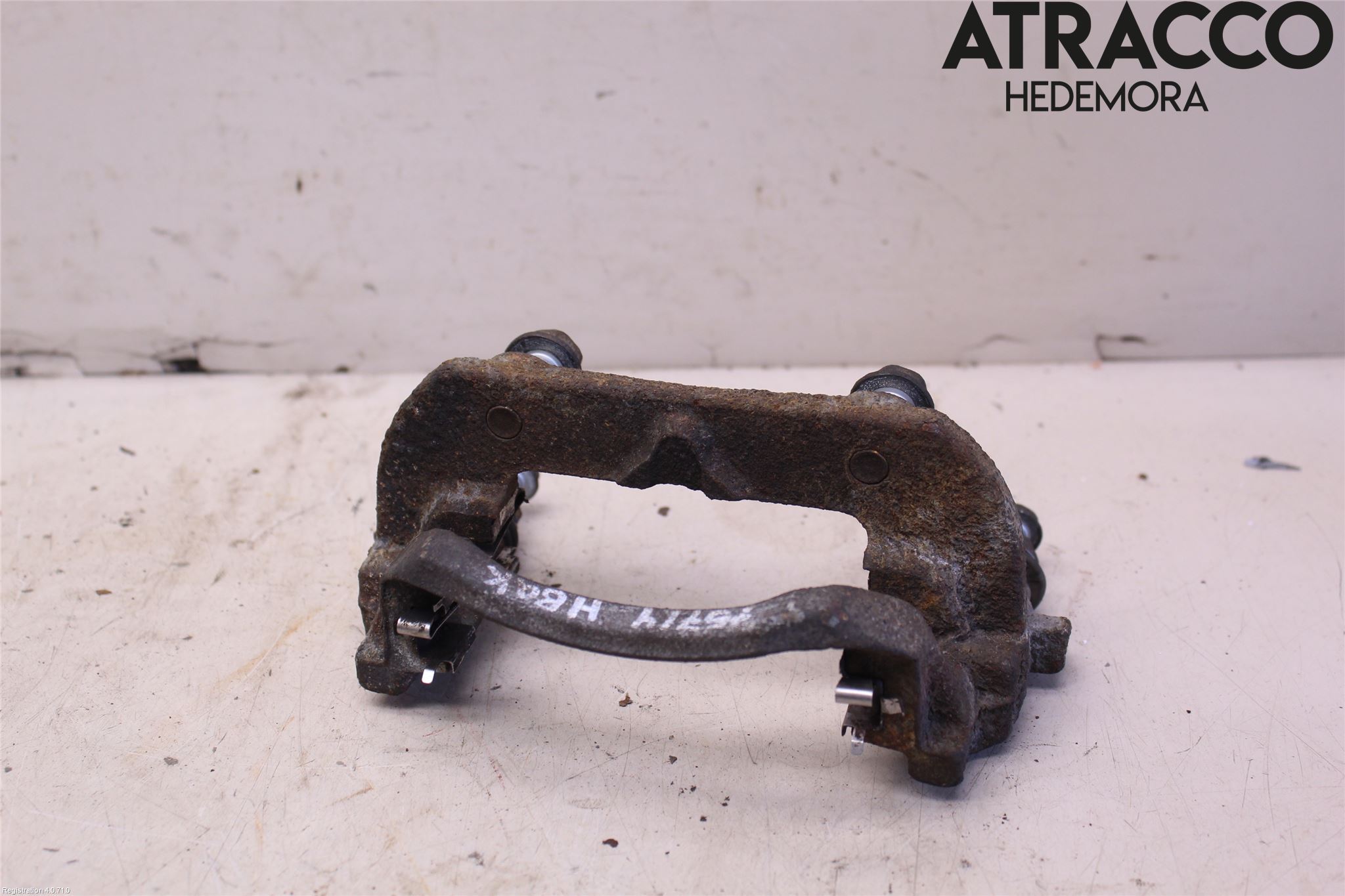 Lexus NX 300h 15-21 Bromsokshållare