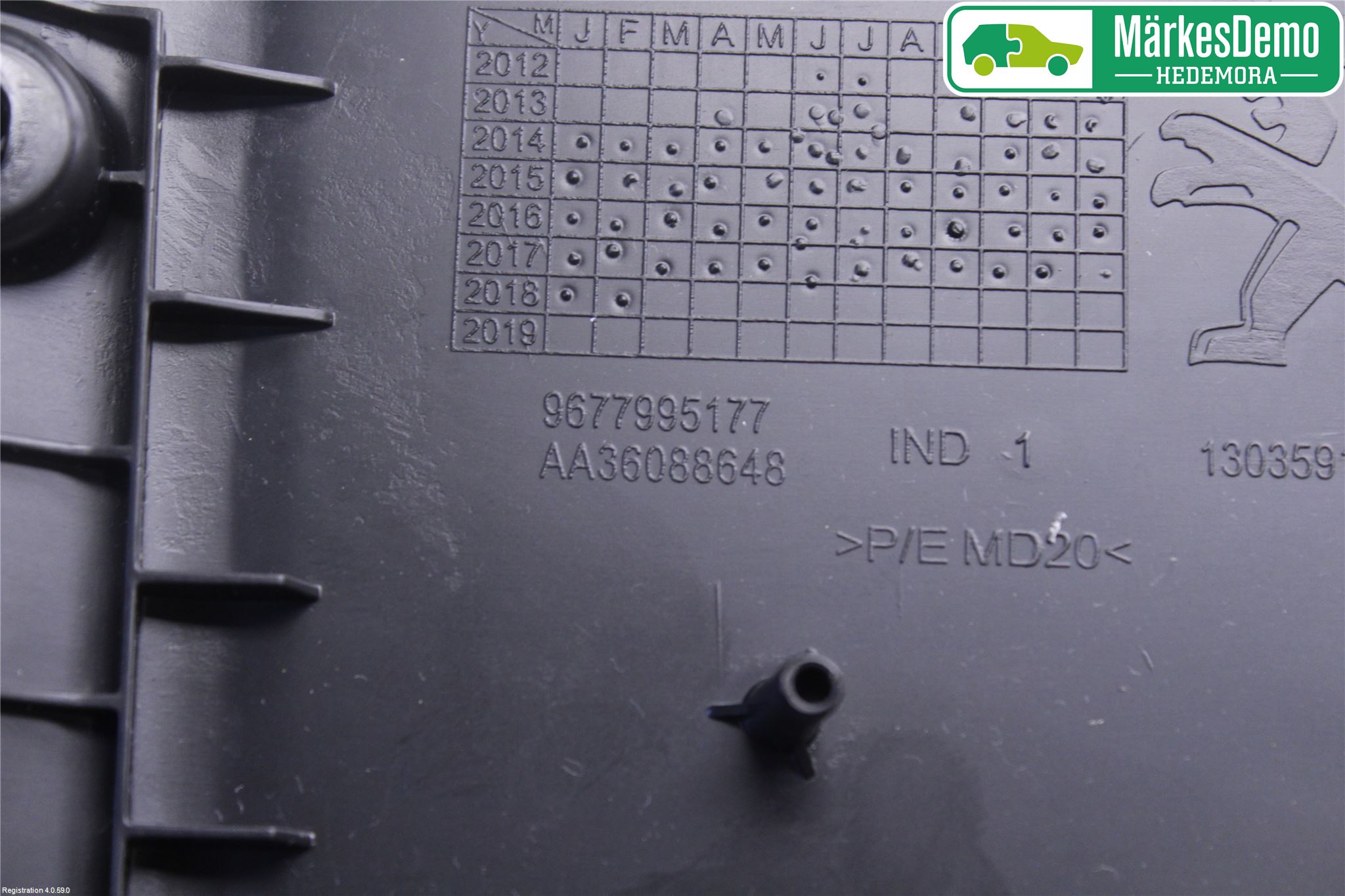 Peugeot 308 14-21 Handskfack