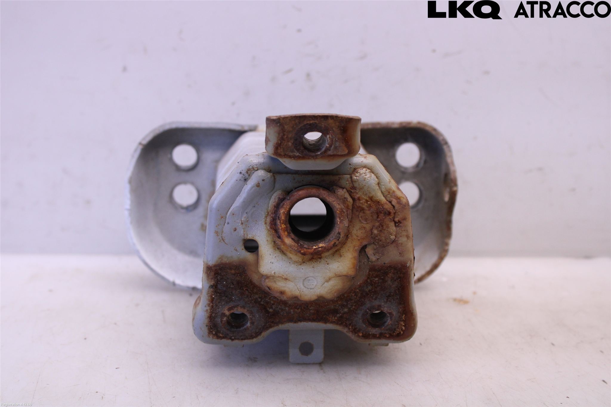 Toyota YARIS XP130 12-14 Stötfångarbärjärn Fram