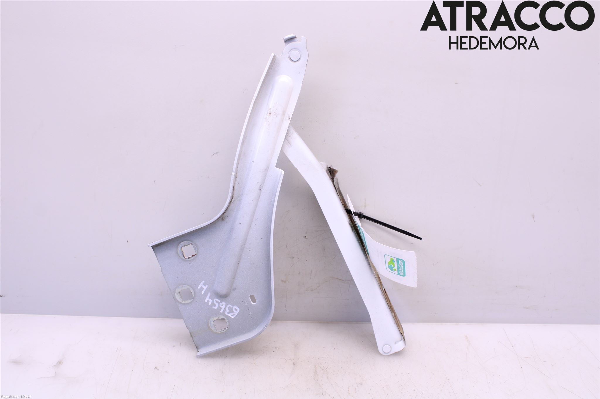 Jaguar F-PACE Huvgångjärn