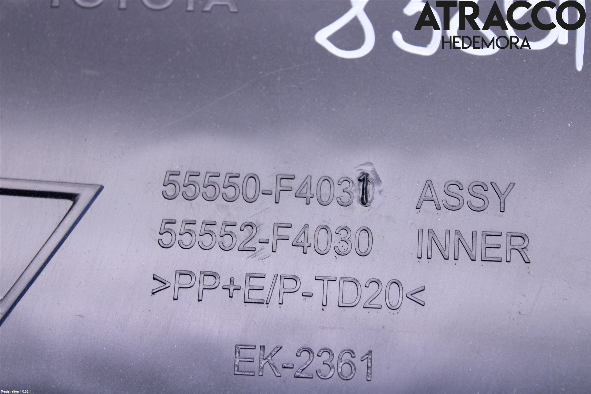 Toyota C-HR 16-23 Handskfack