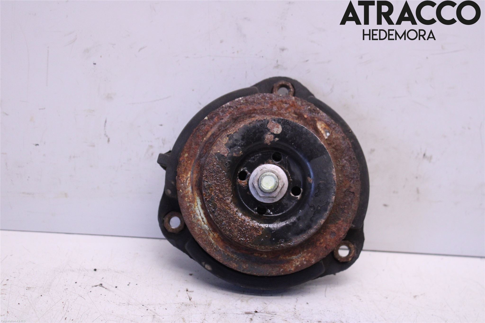 Volkswagen VW PASSAT 15-19 Fjäderbenslager Fram